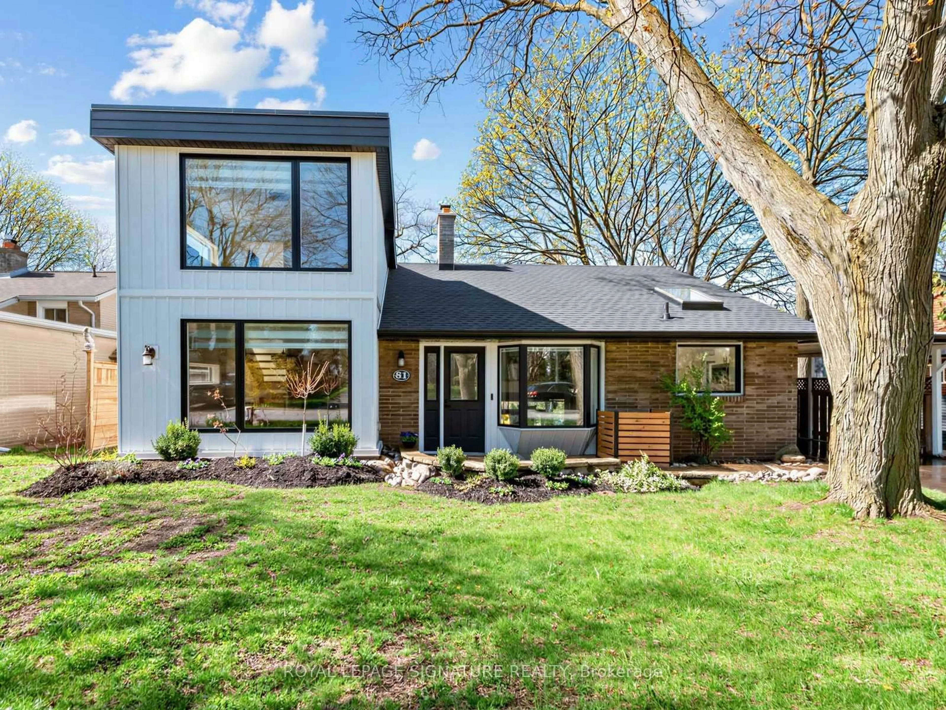 Home with brick exterior material, street for 81 Cottonwood Dr, Toronto Ontario M3C 2B3