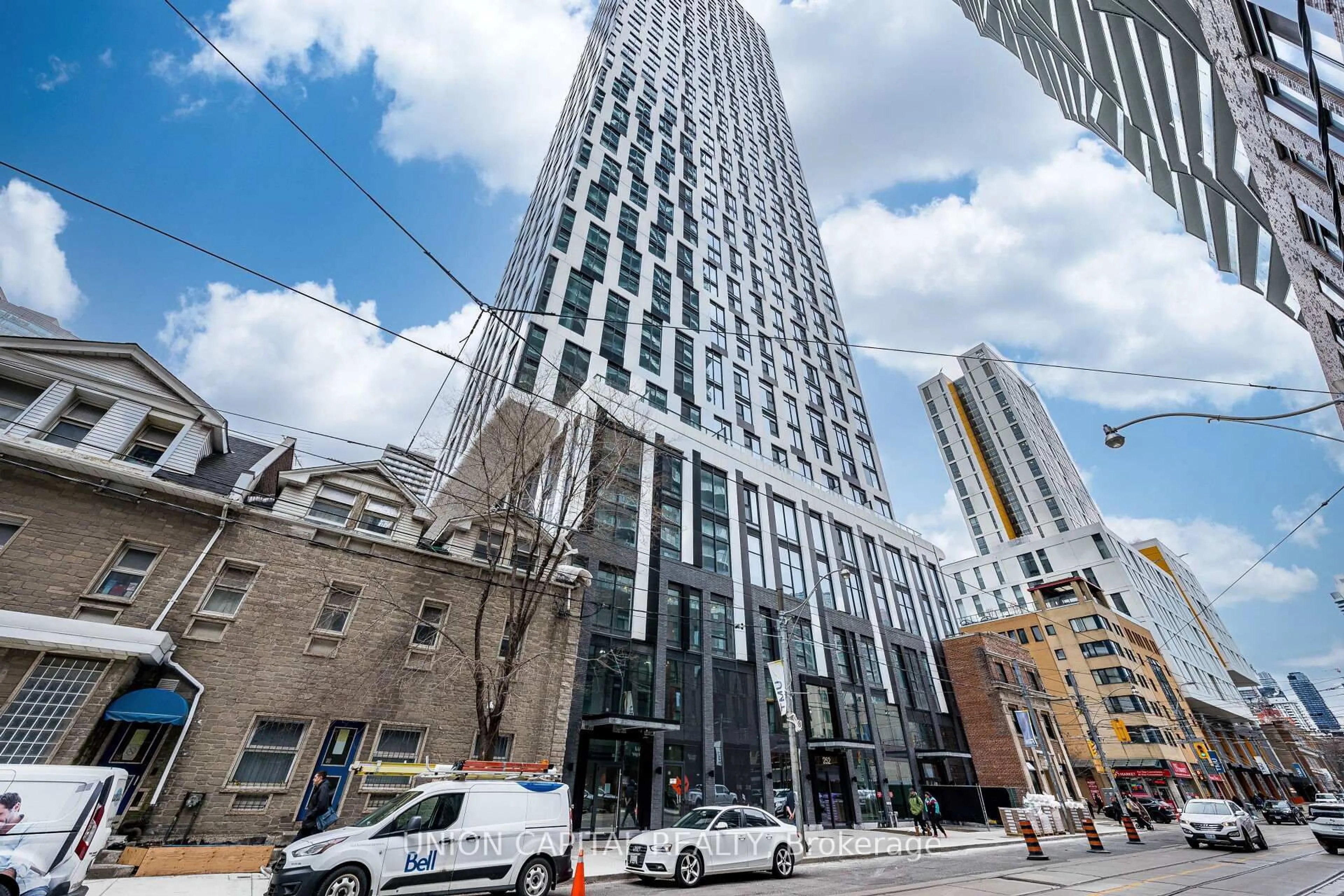 Unknown for 252 Church St #5511, Toronto Ontario M5B 0E6