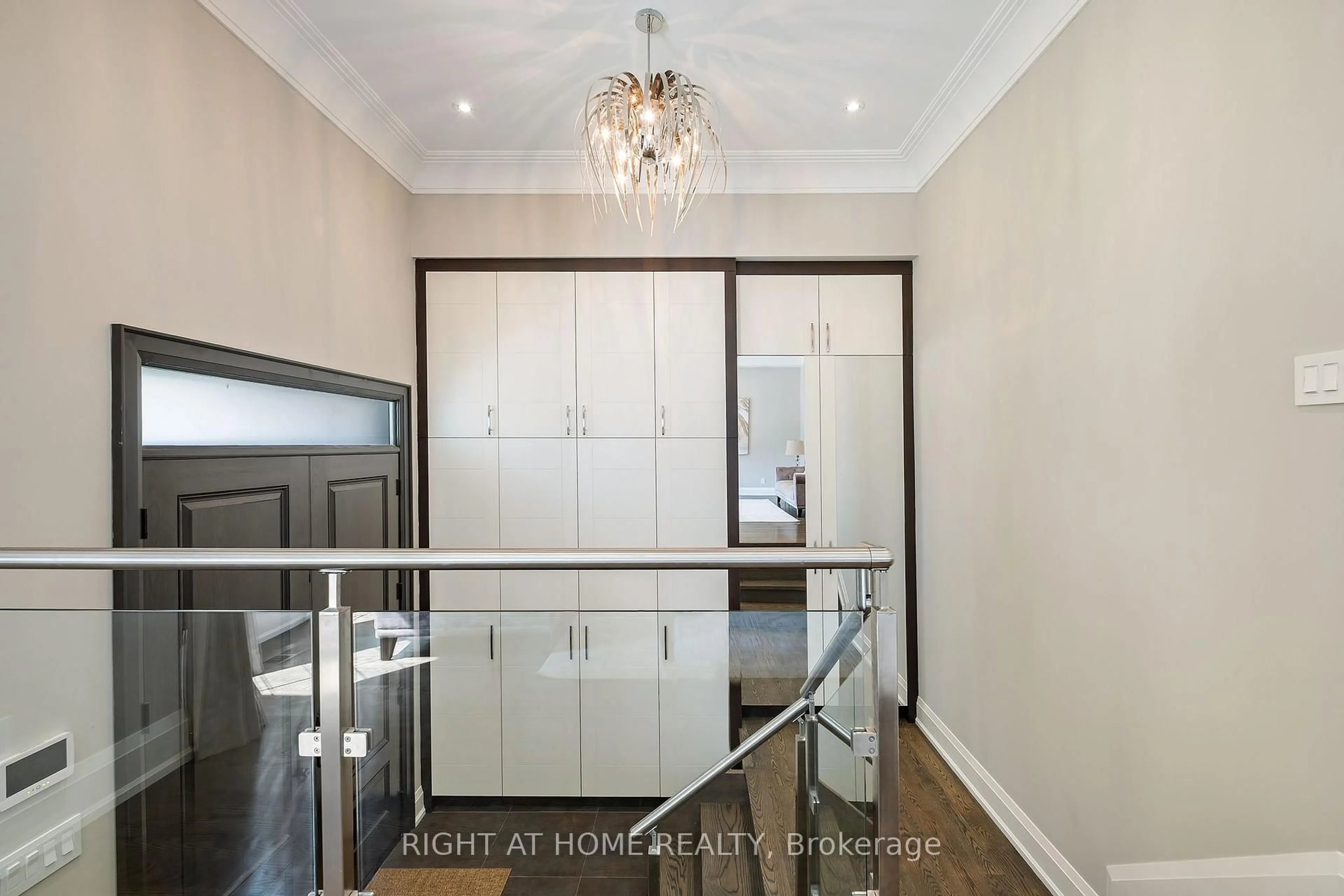 Unknown for 316 Churchill Ave, Toronto Ontario M2R 1E7