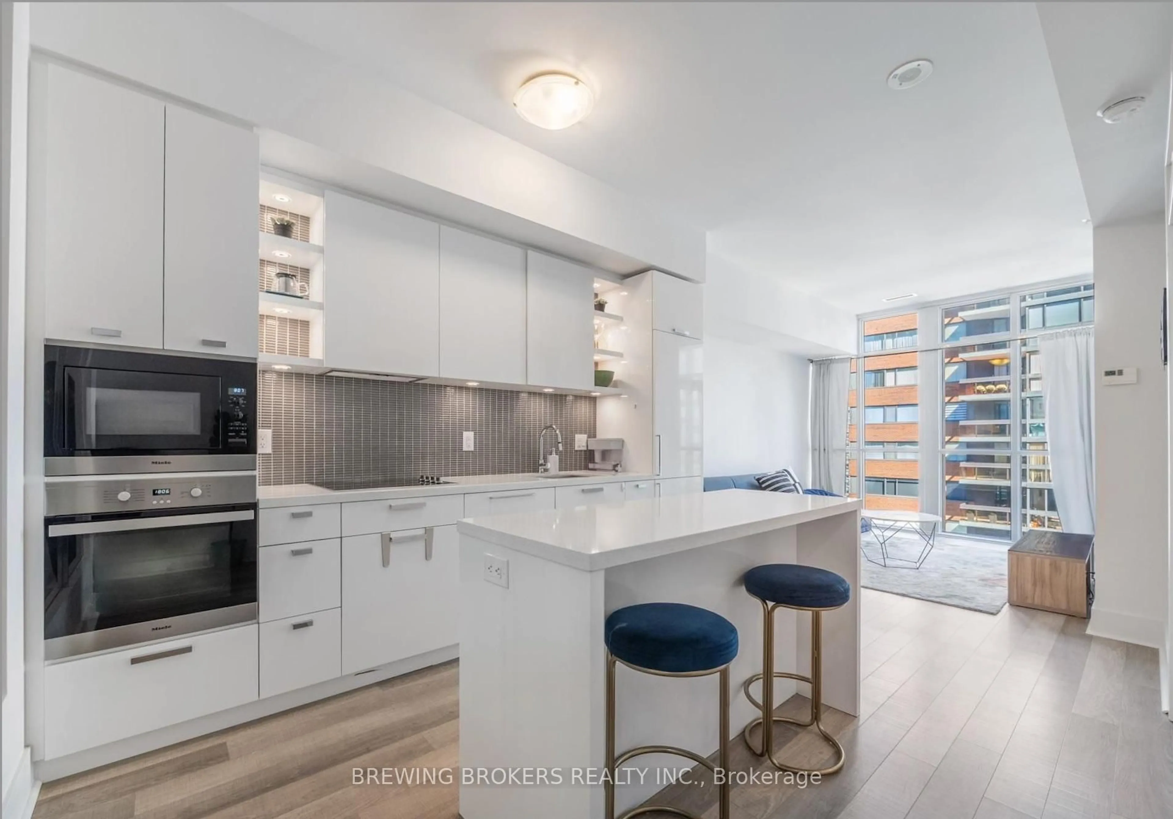 Contemporary kitchen, ceramic/tile floor for 32 Davenport Rd #706, Toronto Ontario M5R 0B5