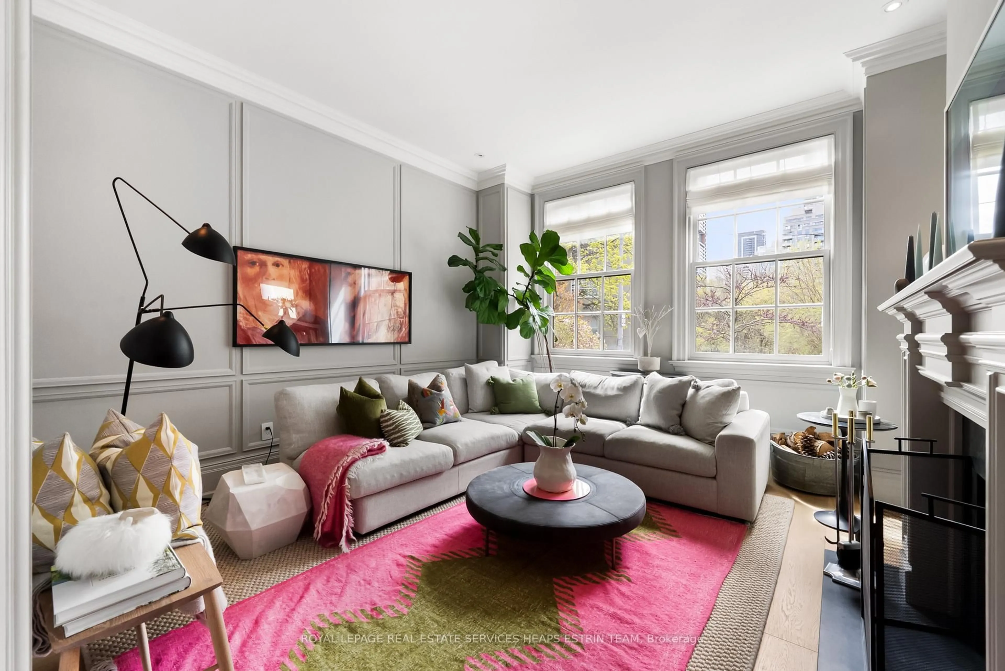 Living room with furniture, unknown for 18 Rachael St, Toronto Ontario M4W 1M5