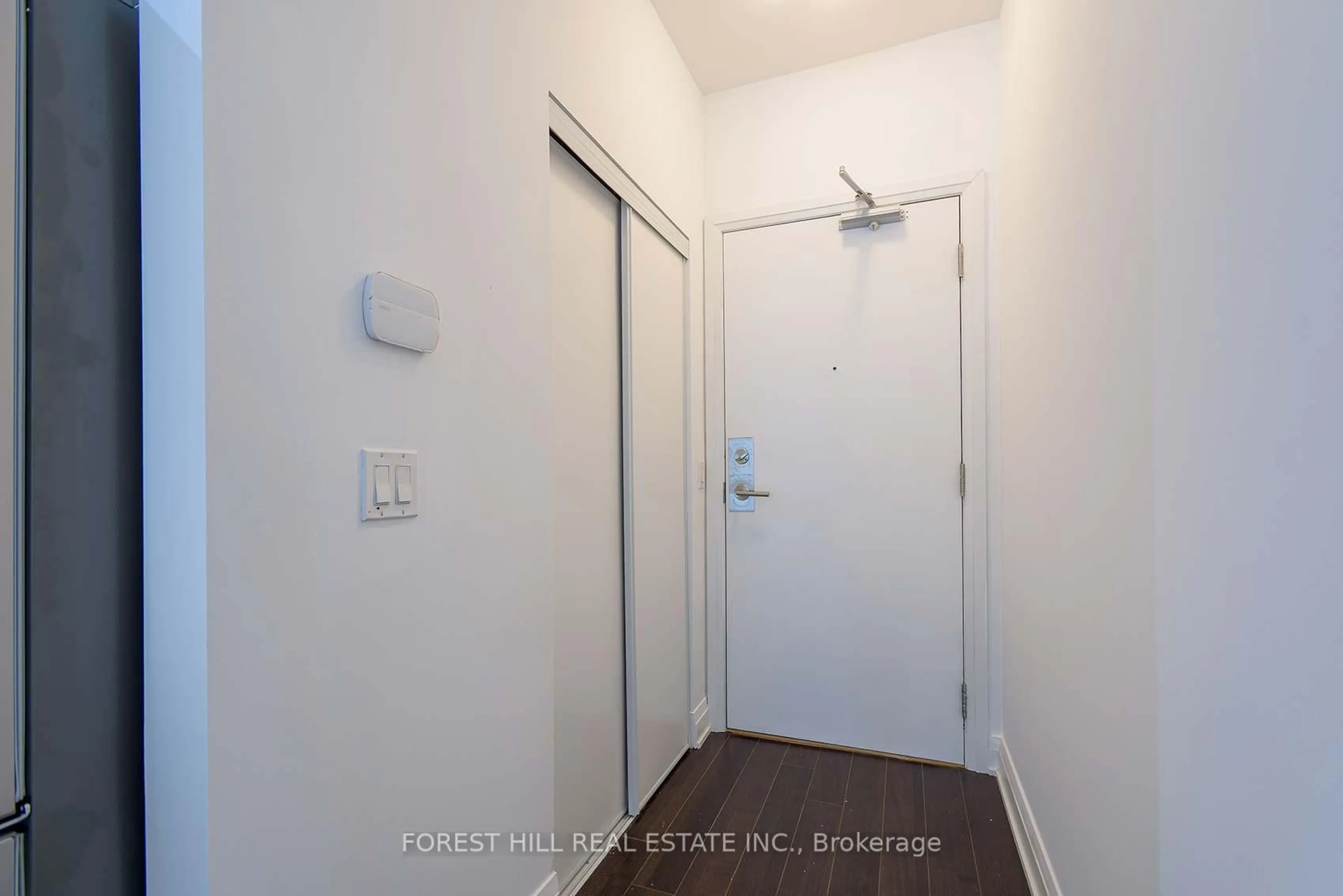 A pic of a room for 530 St Clair Ave #1505, Toronto Ontario M6C 0A2
