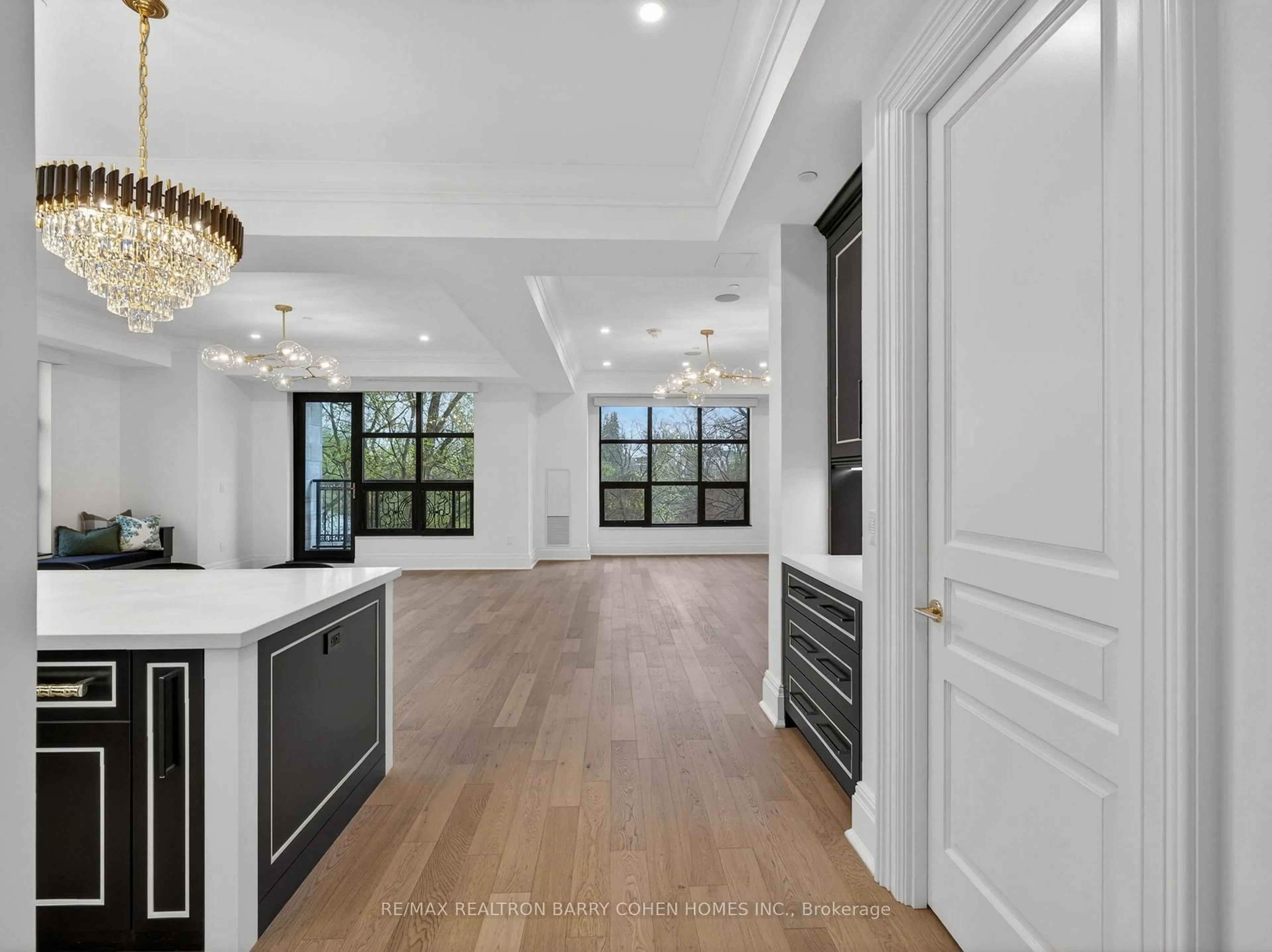 Open concept kitchen, unknown for 200 Russell Hill Rd #304, Toronto Ontario M4V 2T2