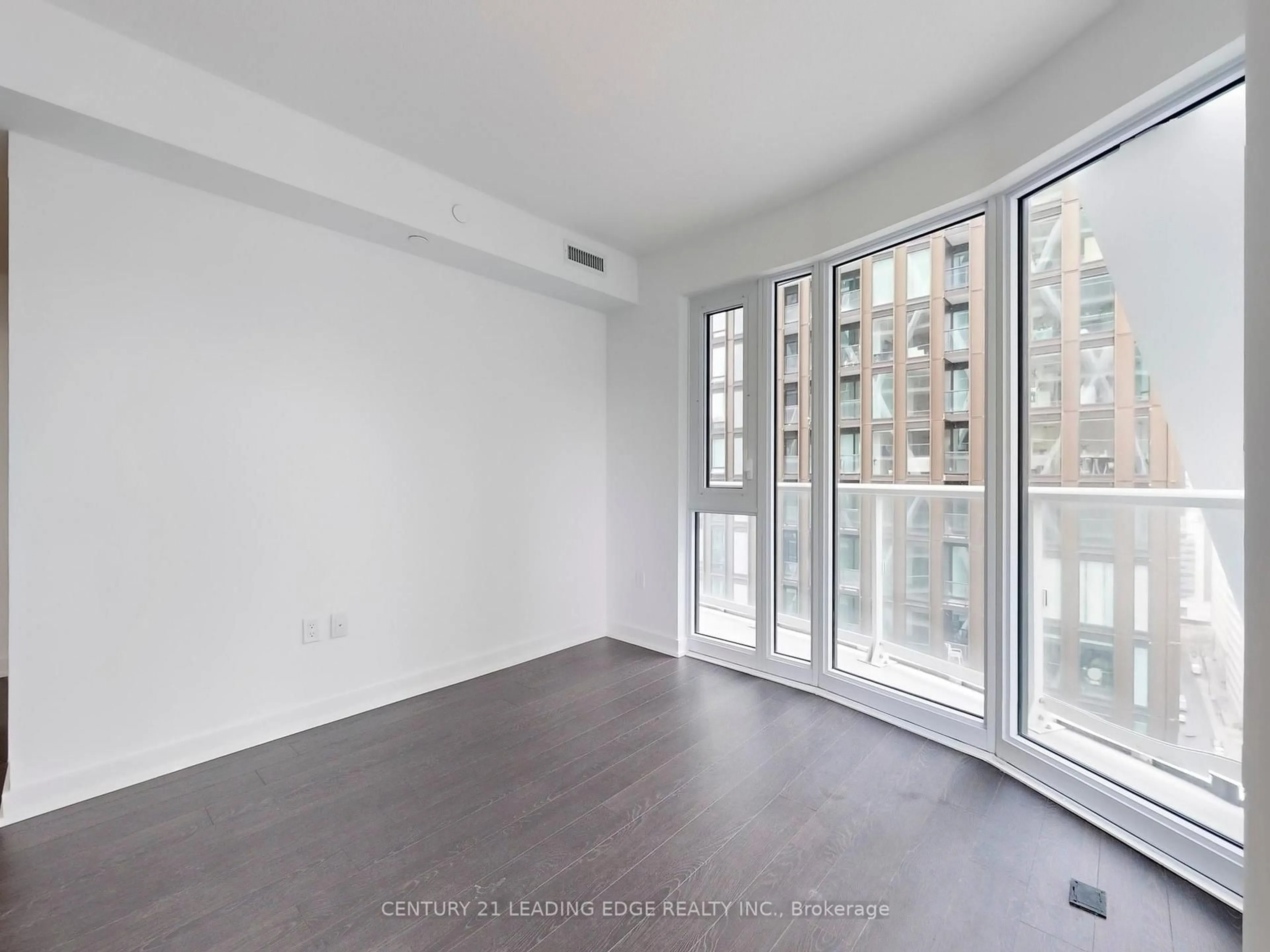 A pic of a room for 230 Simcoe St #2212, Toronto Ontario M5T 0G7