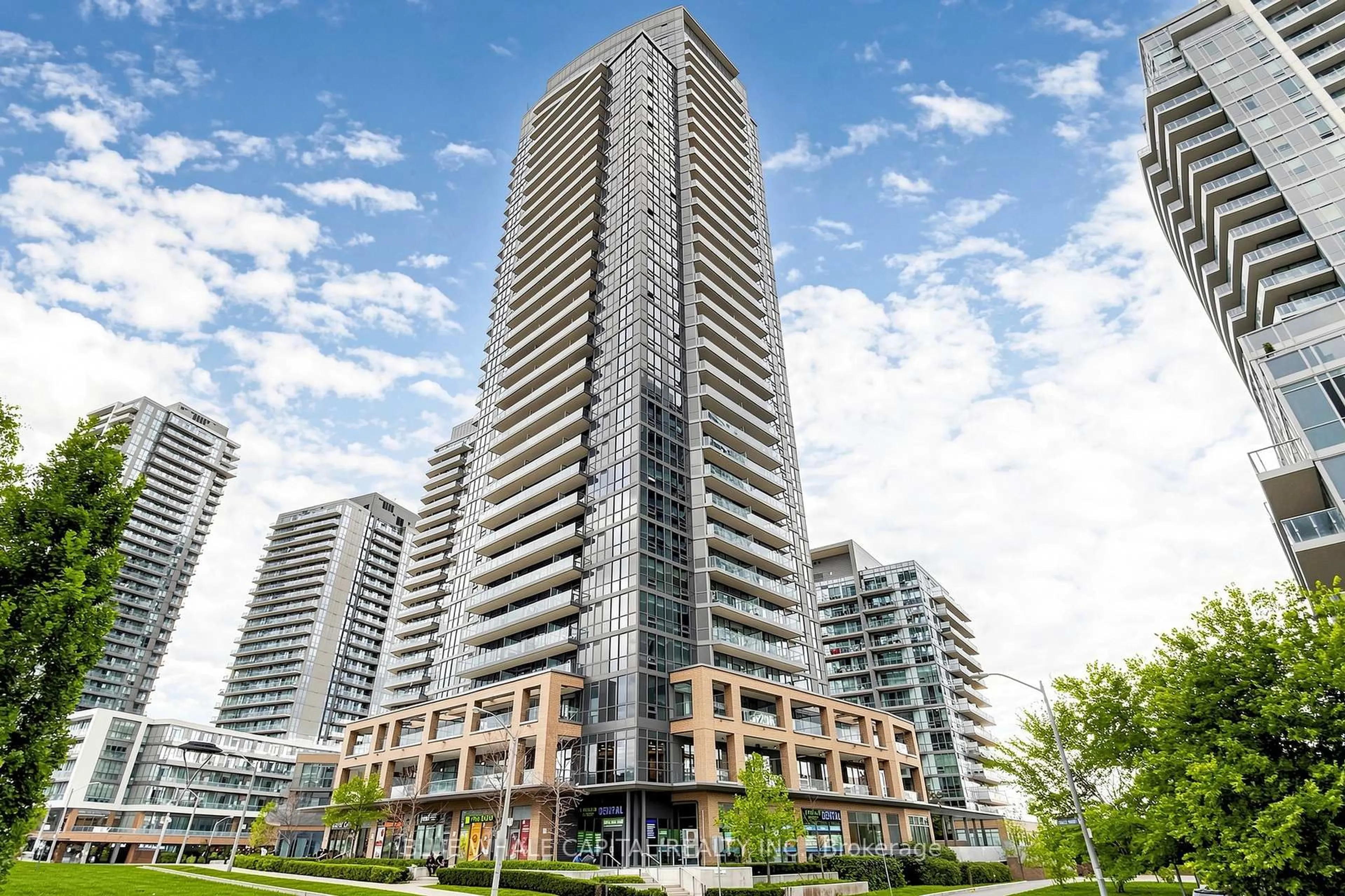 Patio, building for 56 Forest Manor Rd #1602, Toronto Ontario M2J 0E5
