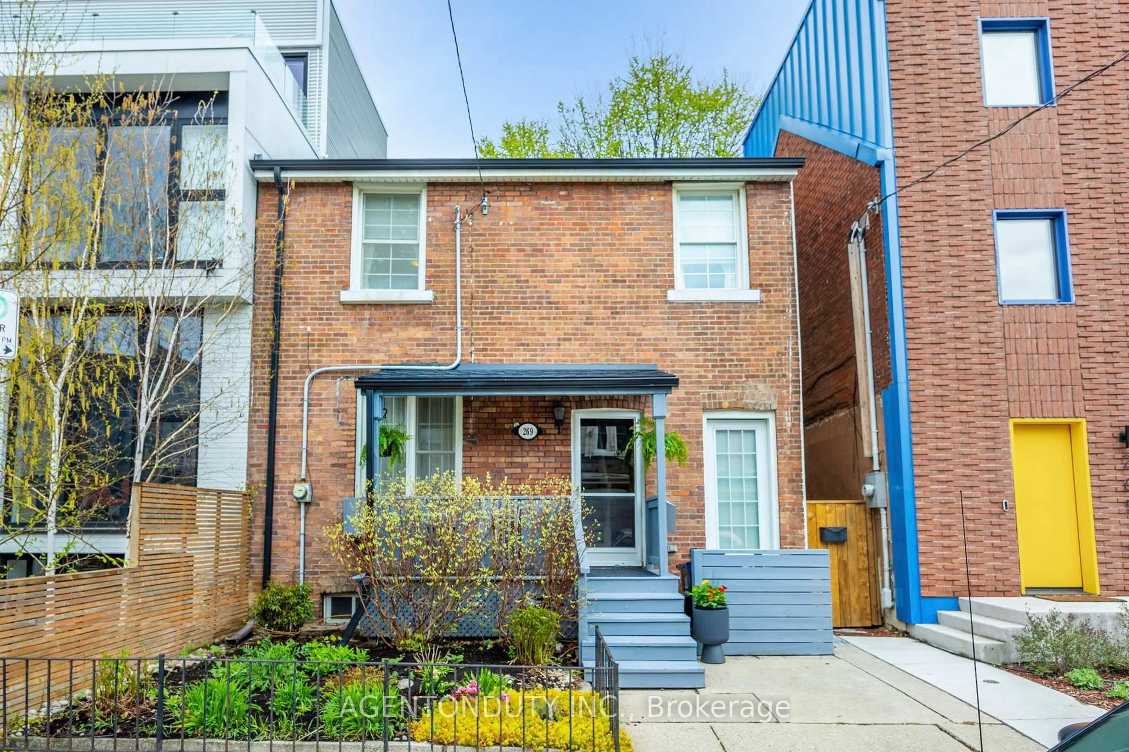 Home with brick exterior material, street for 269 Claremont St, Toronto Ontario M6J 2N1
