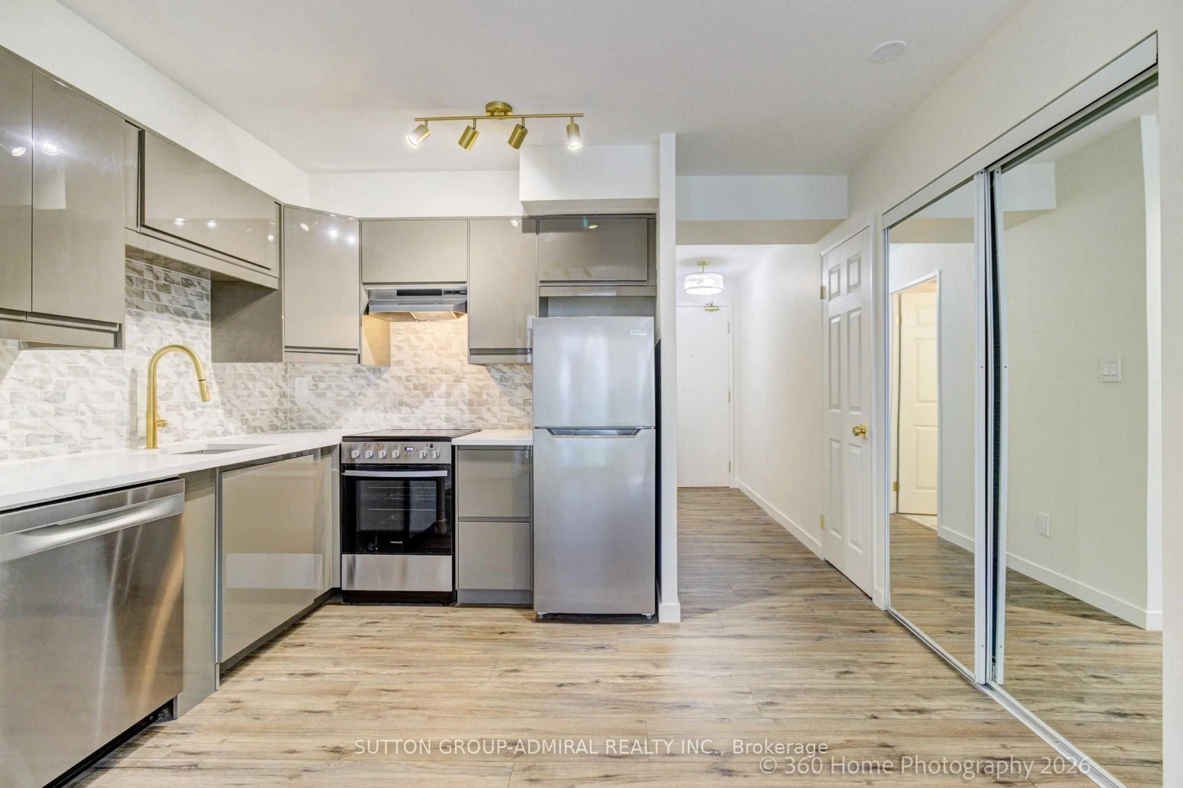 Open concept kitchen, unknown for 43 Eglinton Ave #501, Toronto Ontario M4S 2B8