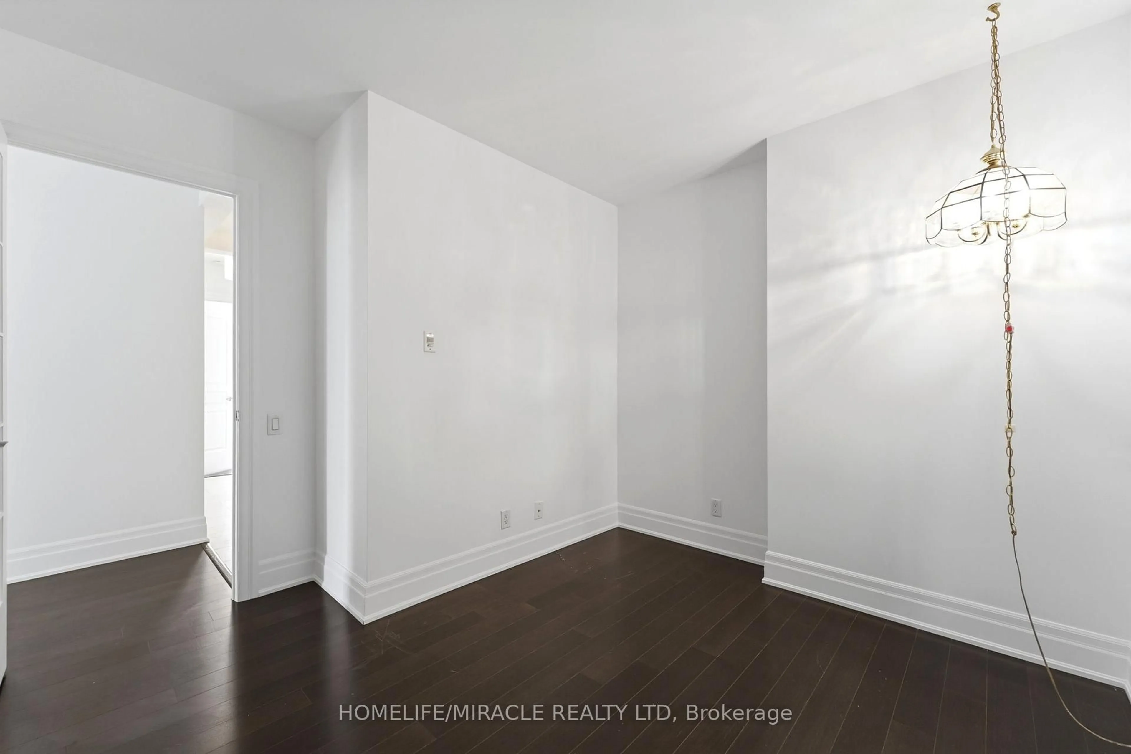 A pic of a room for 777 Steeles Ave, Toronto Ontario M2R 3Y4