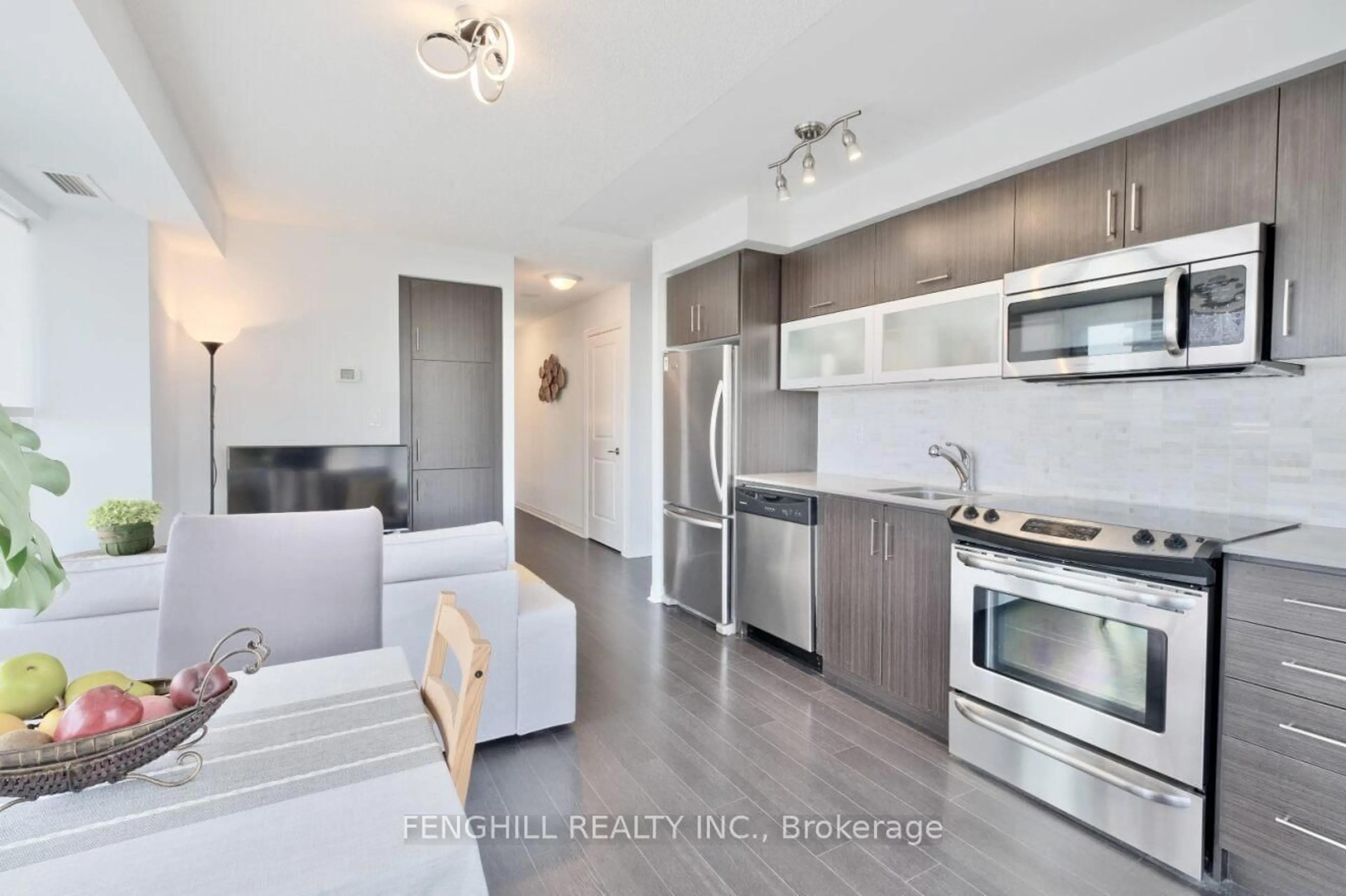 Open concept kitchen, unknown for 2015 Sheppard Ave #909, Toronto Ontario M2J 0B3