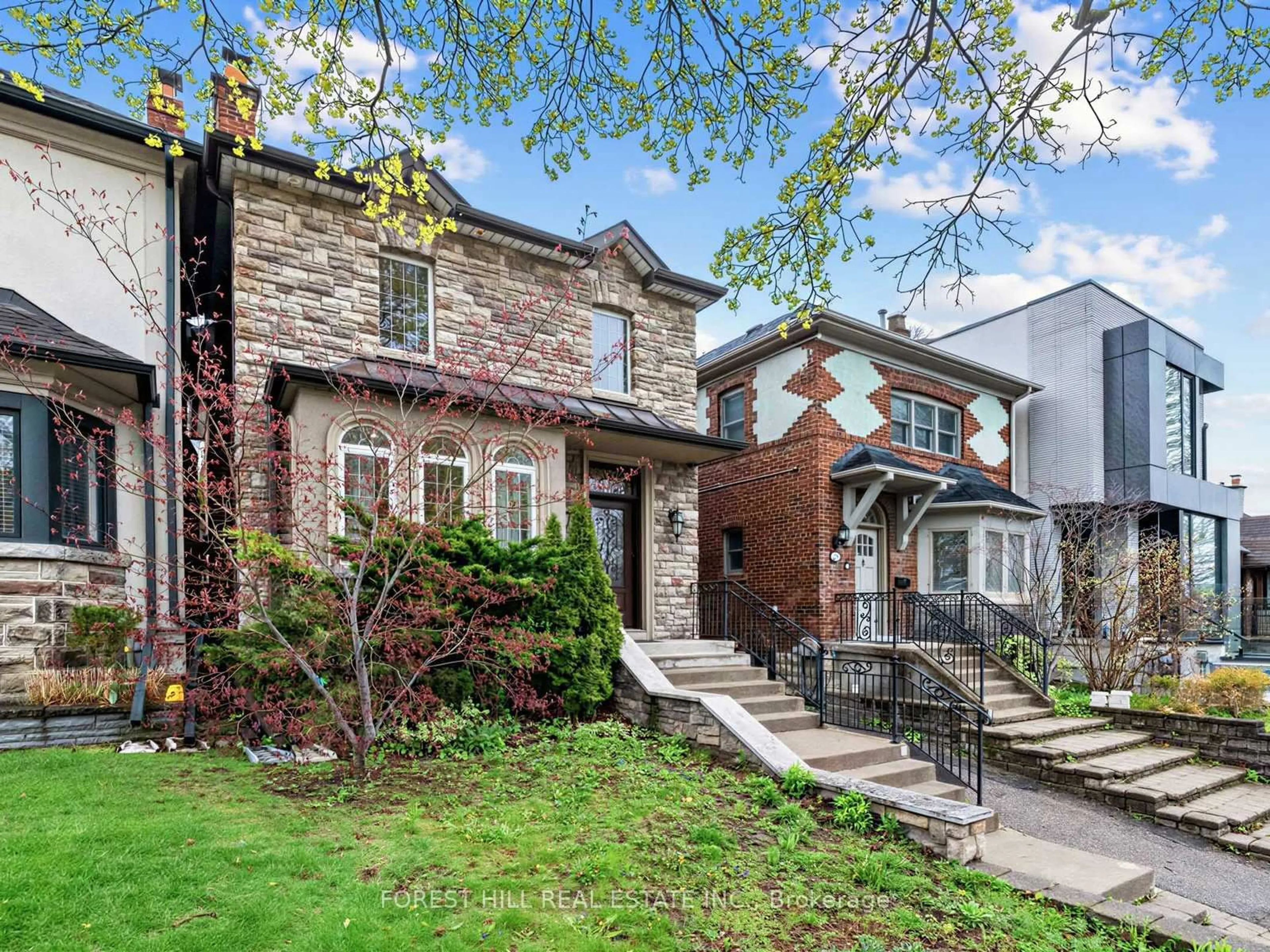Home with brick exterior material, street for 31 Latimer Ave, Toronto Ontario M5N 2M1