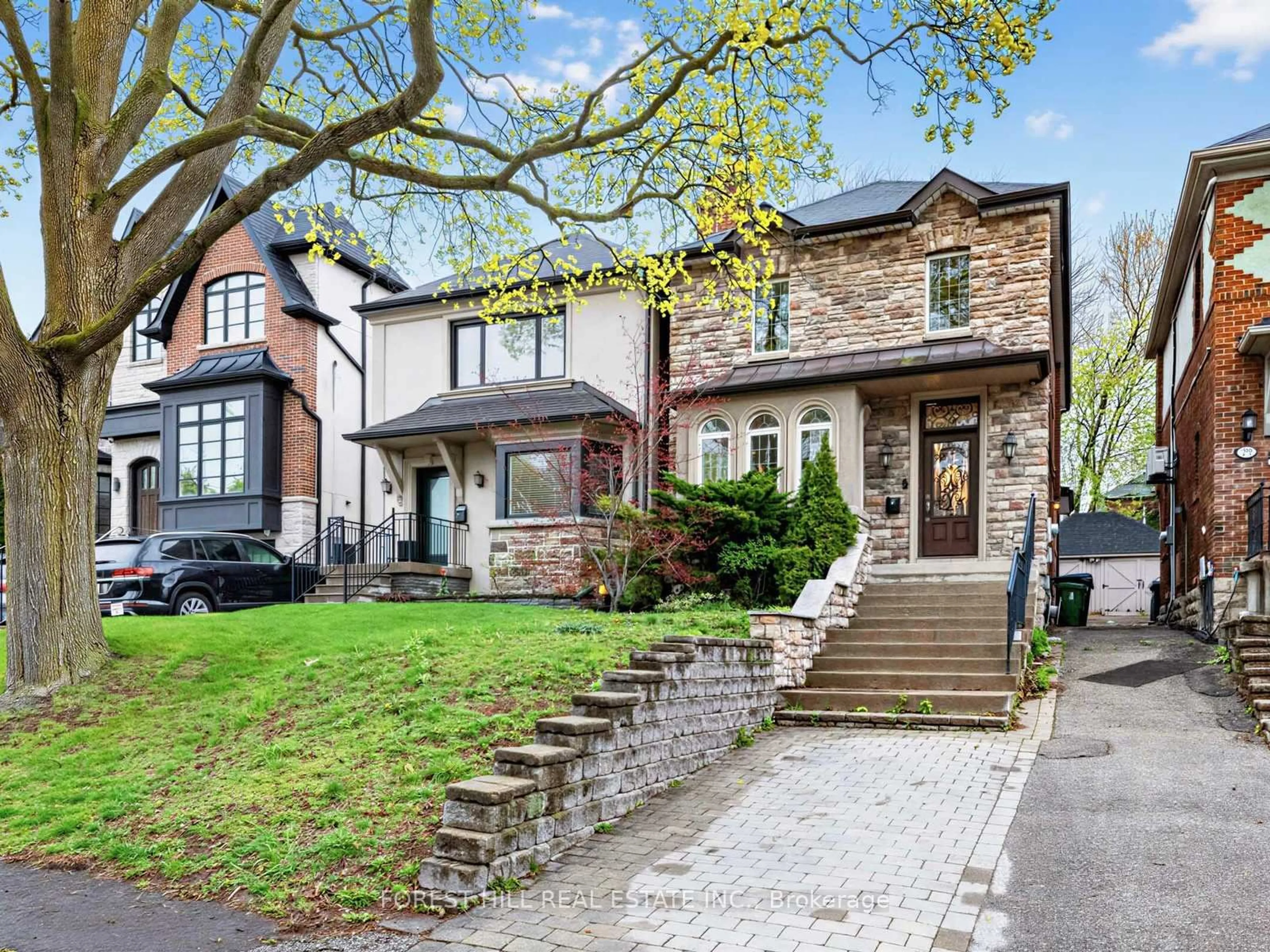 Home with brick exterior material, street for 31 Latimer Ave, Toronto Ontario M5N 2M1