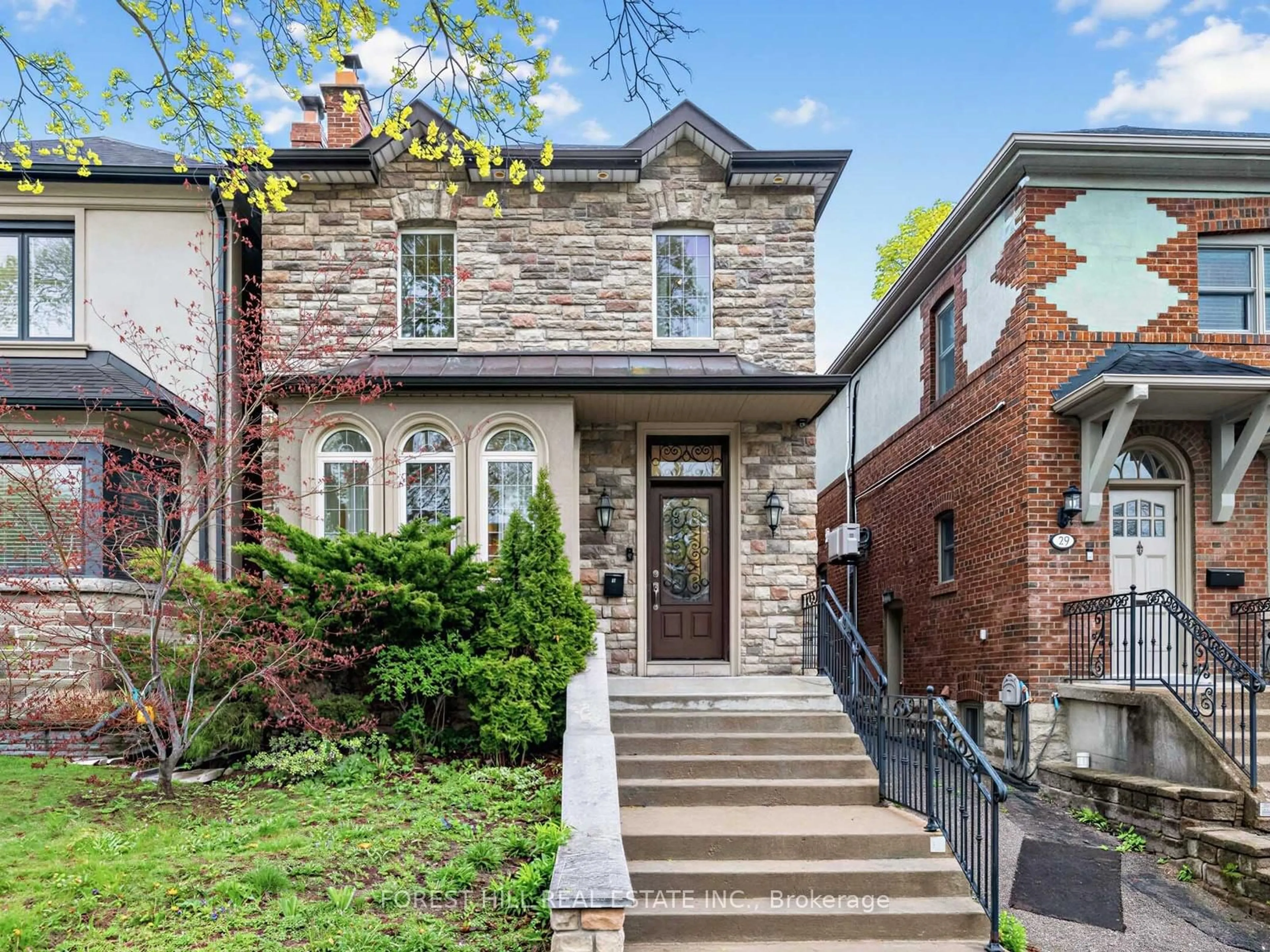 Home with brick exterior material, street for 31 Latimer Ave, Toronto Ontario M5N 2M1
