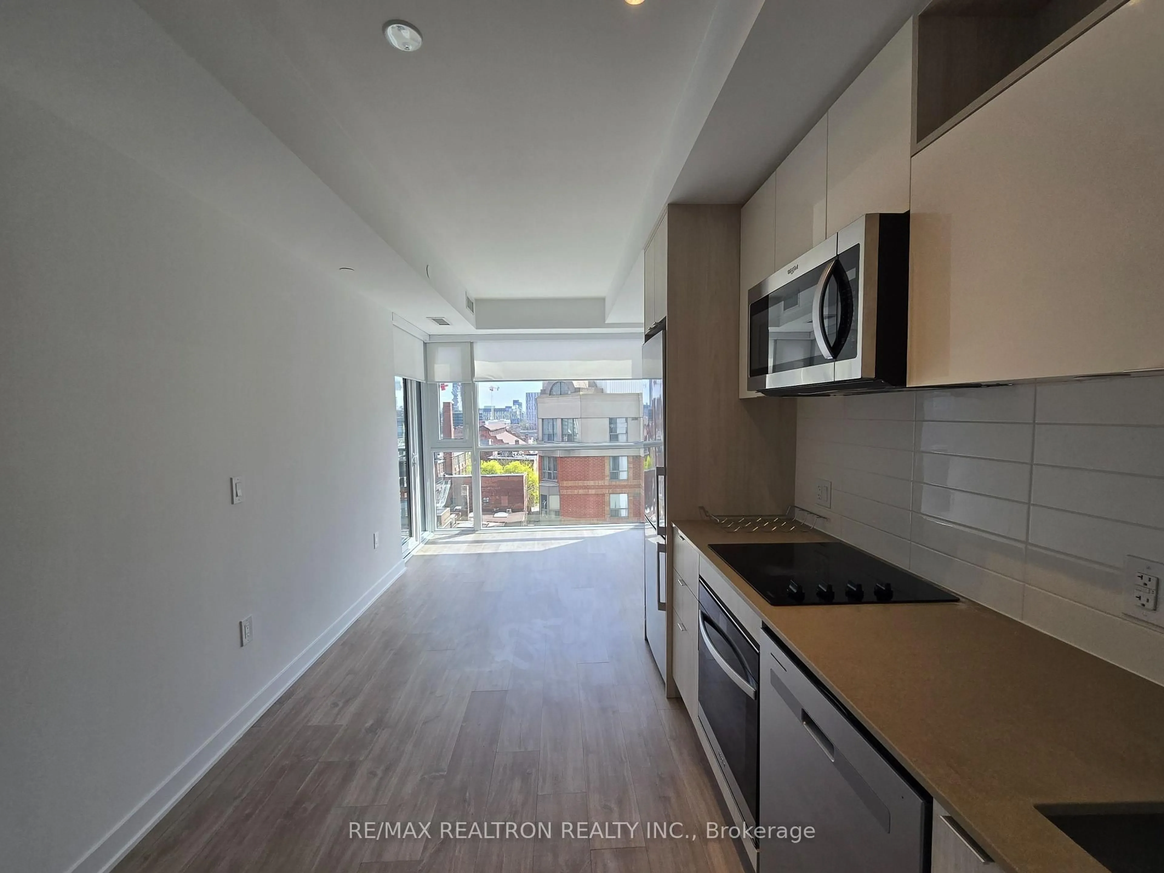 Open concept kitchen, unknown for 70 Princess St #808, Toronto Ontario M5A 0X6