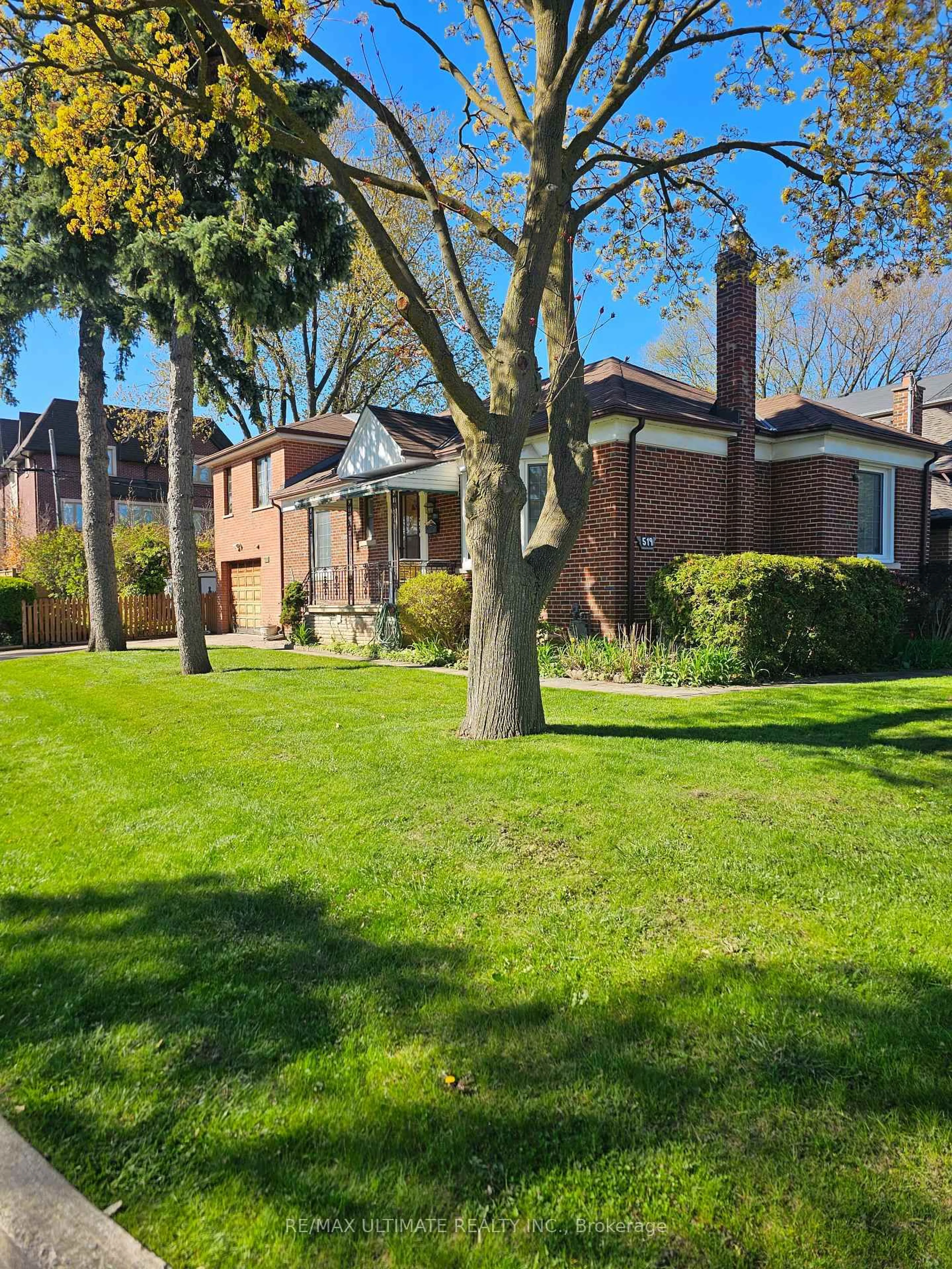 Home with brick exterior material, street for 519 Douglas Ave, Toronto Ontario M5M 1H7