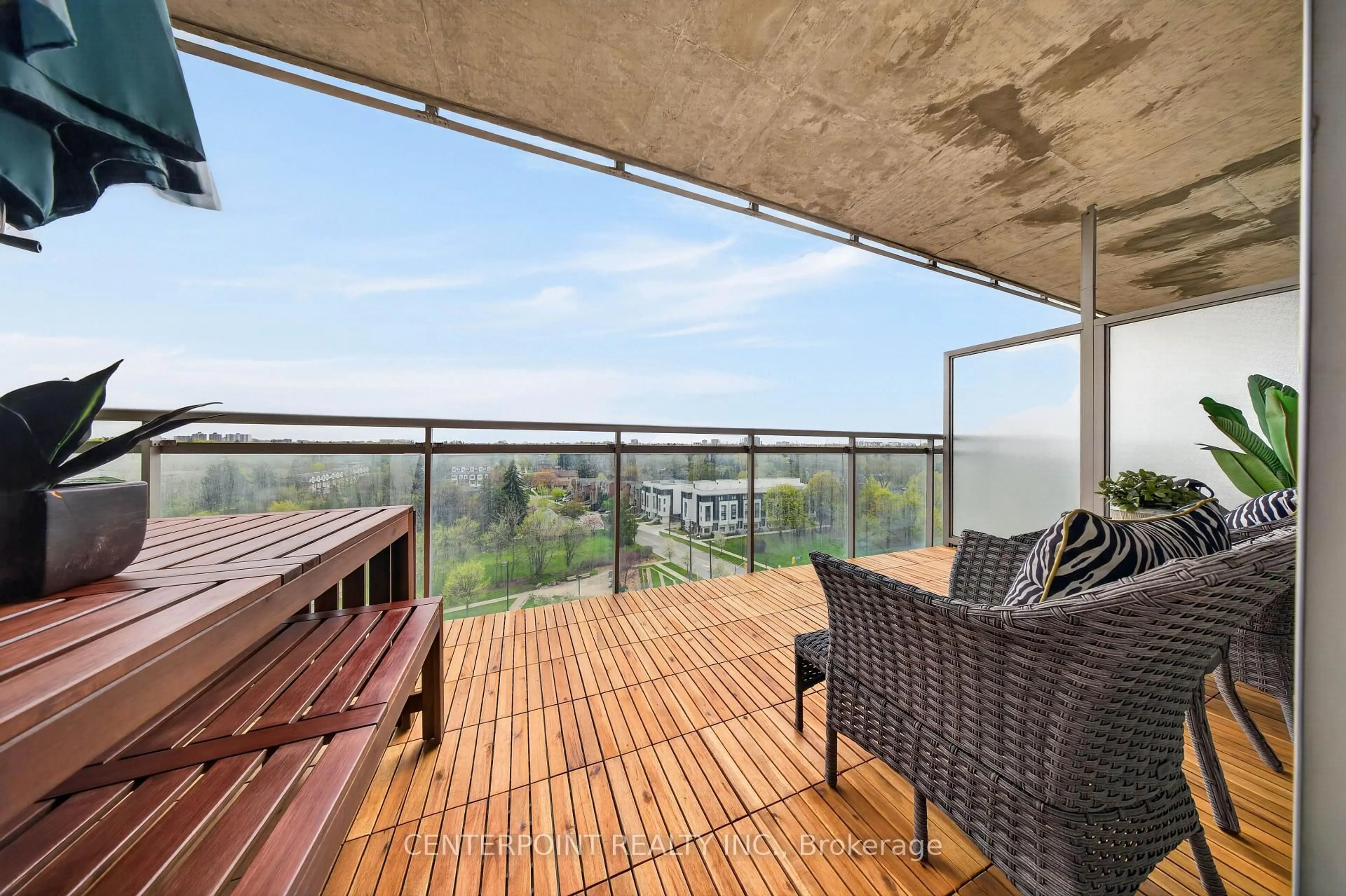 Balcony in the apartment, water/lake/river/ocean view for 30 Canterbury Pl #1009, Toronto Ontario M2N 0B9