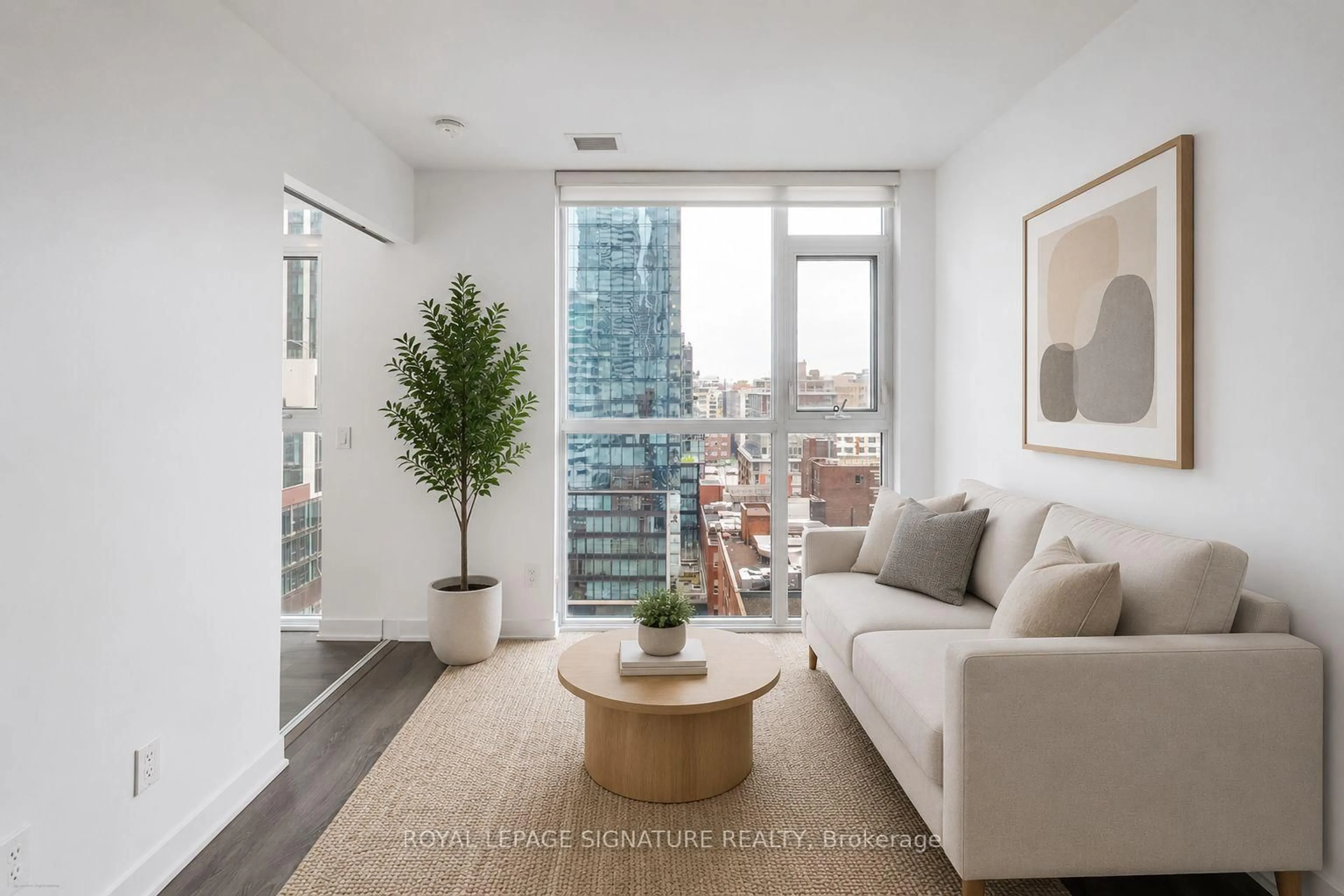 Living room with furniture, unknown for 87 Peter St #1203, Toronto Ontario M5V 0P1