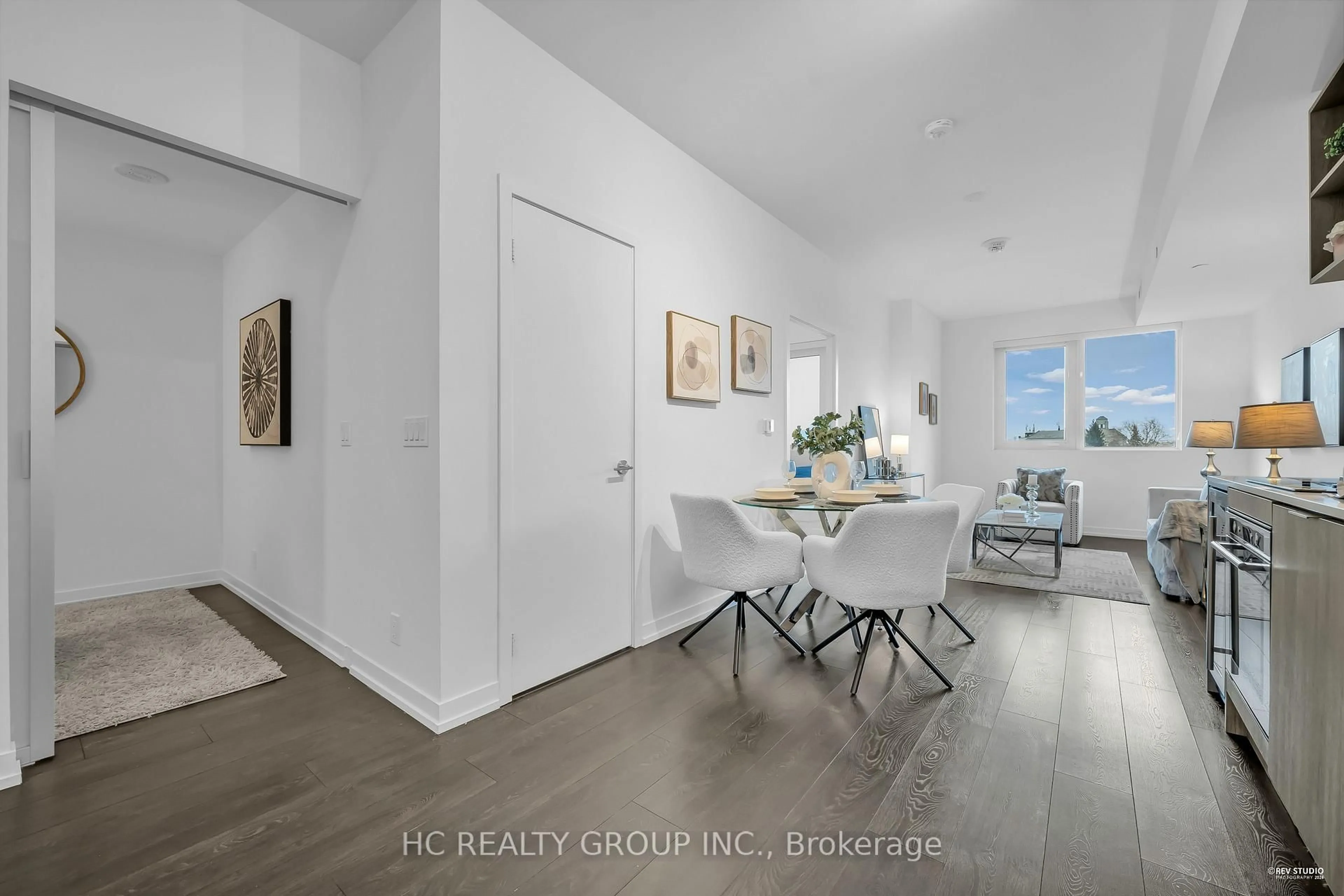 Unknown for 2020 Bathurst St #603, Toronto Ontario M5P 0A6