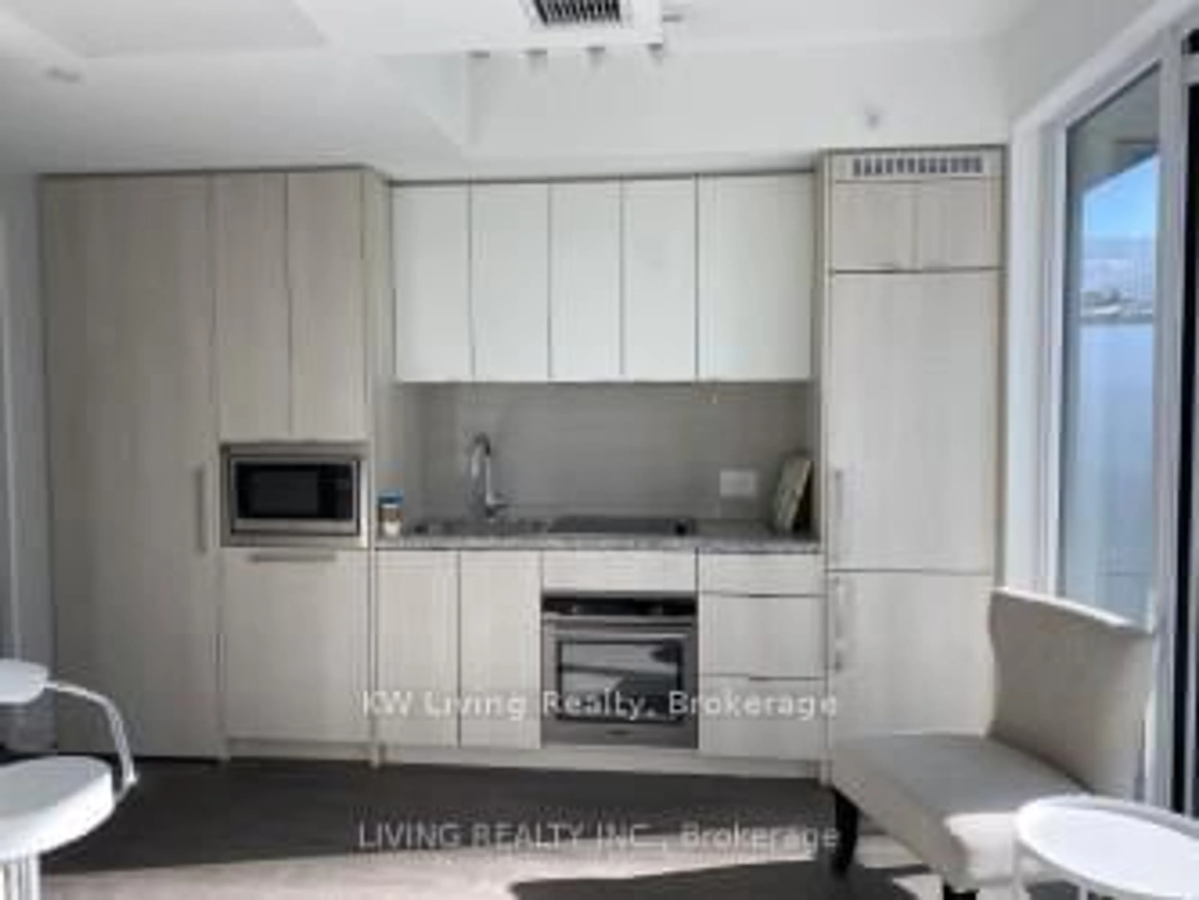 Standard kitchen, unknown for 115 Blue Jays Way #1708, Toronto Ontario M5V 0N4