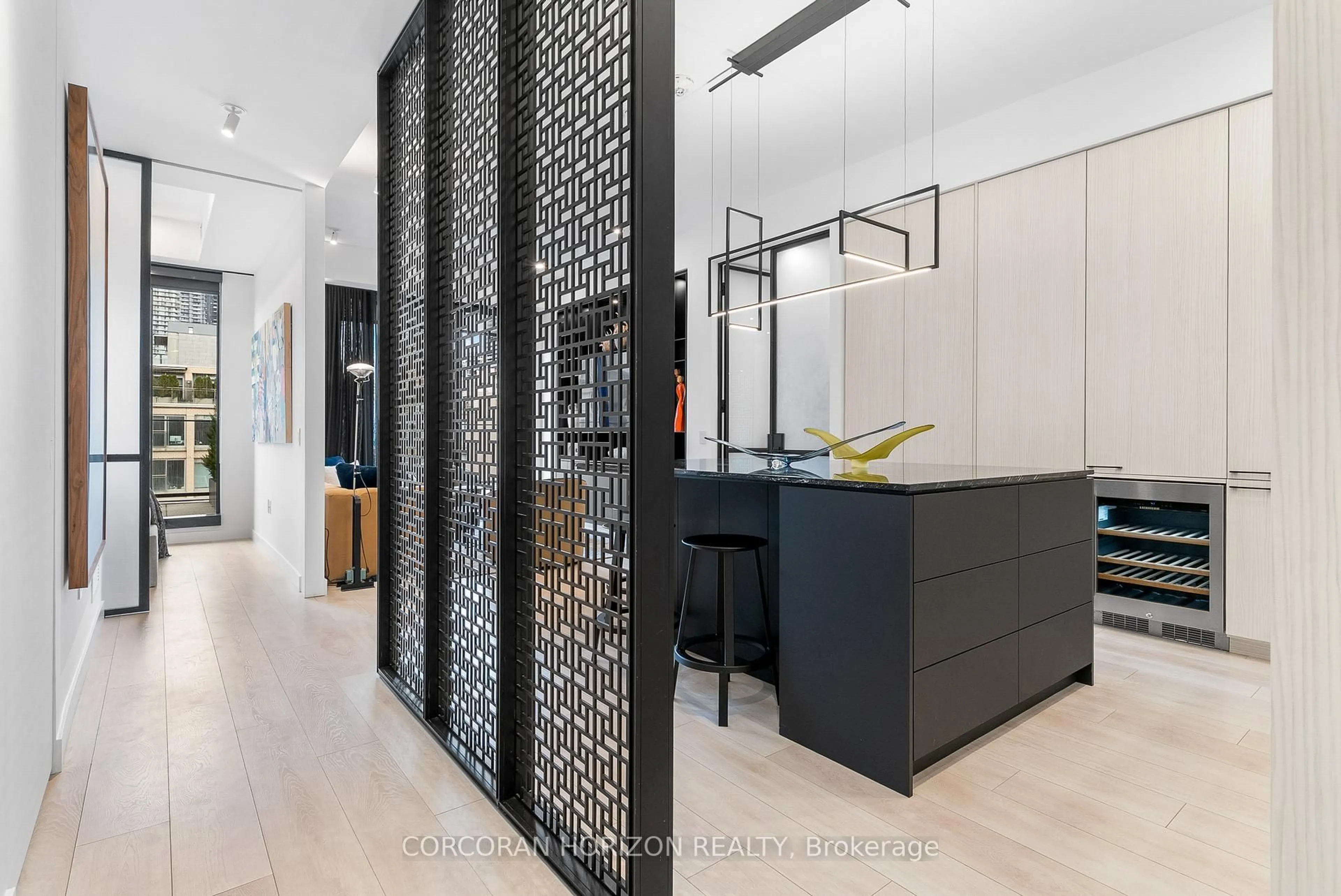 Contemporary kitchen, ceramic/tile floor for 505 Richmond St #419, Toronto Ontario M5V 0P4