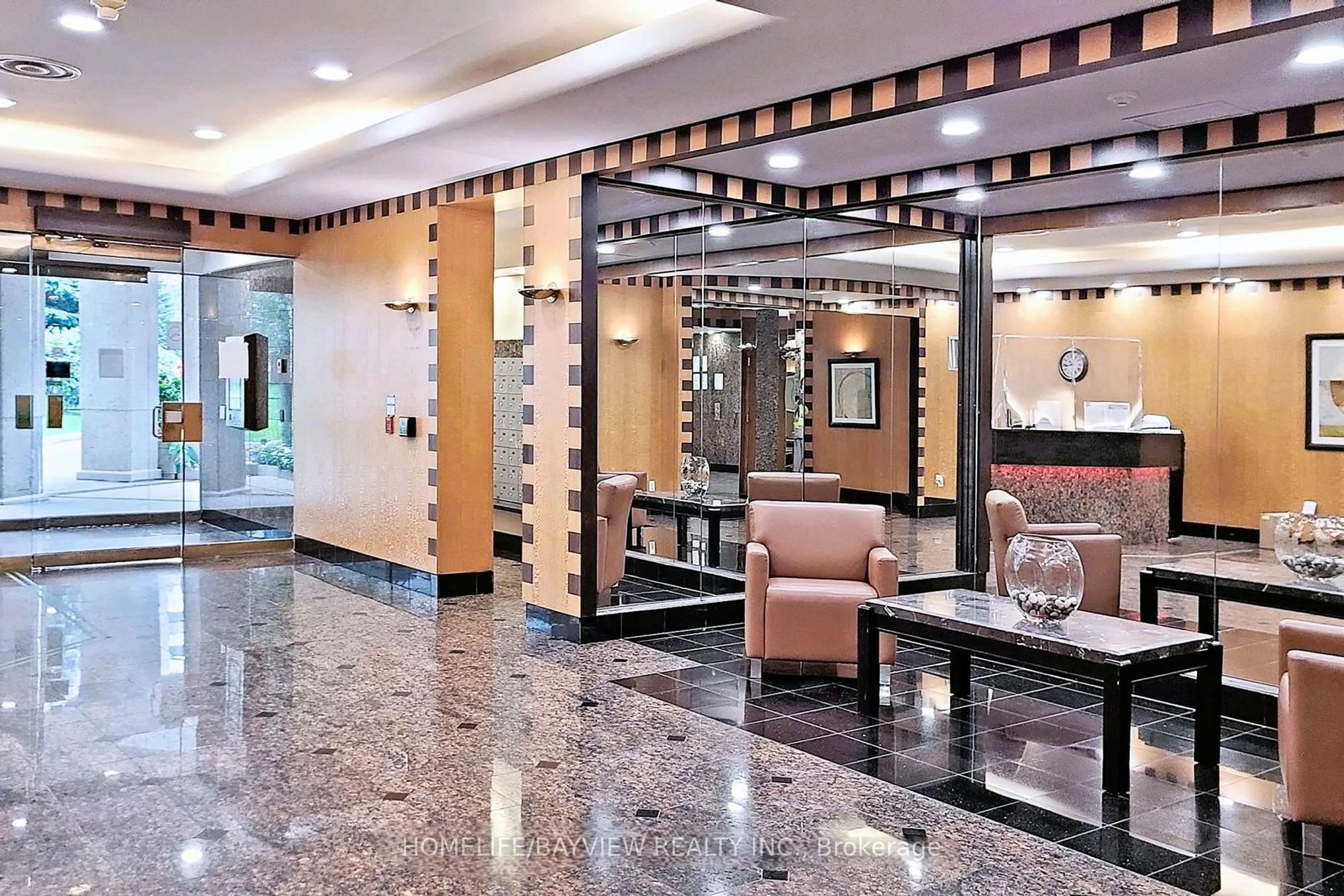 Lobby for 18 Hillcrest Ave #1708, Toronto Ontario M2N 6T5