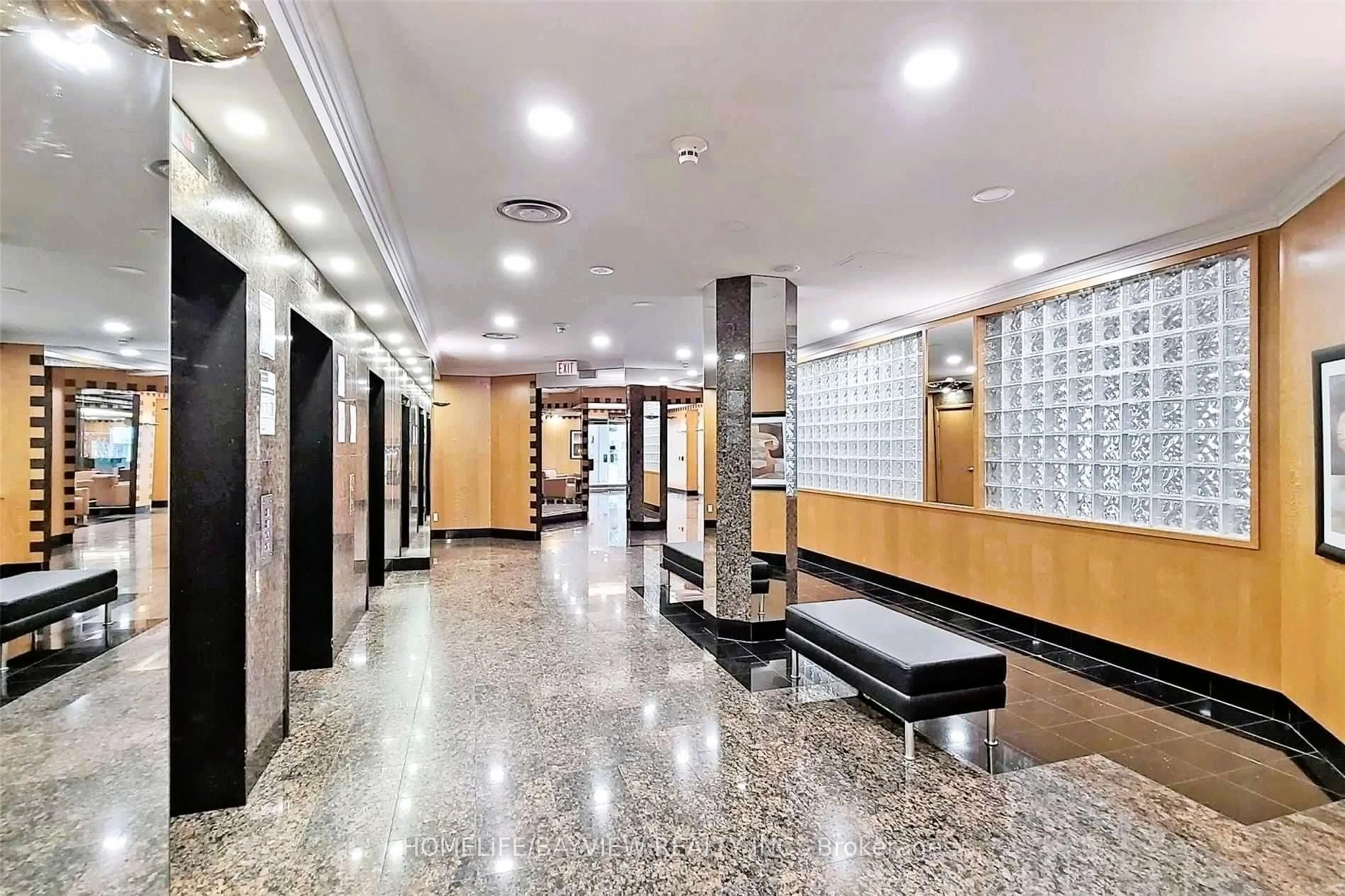 Lobby for 18 Hillcrest Ave #1708, Toronto Ontario M2N 6T5