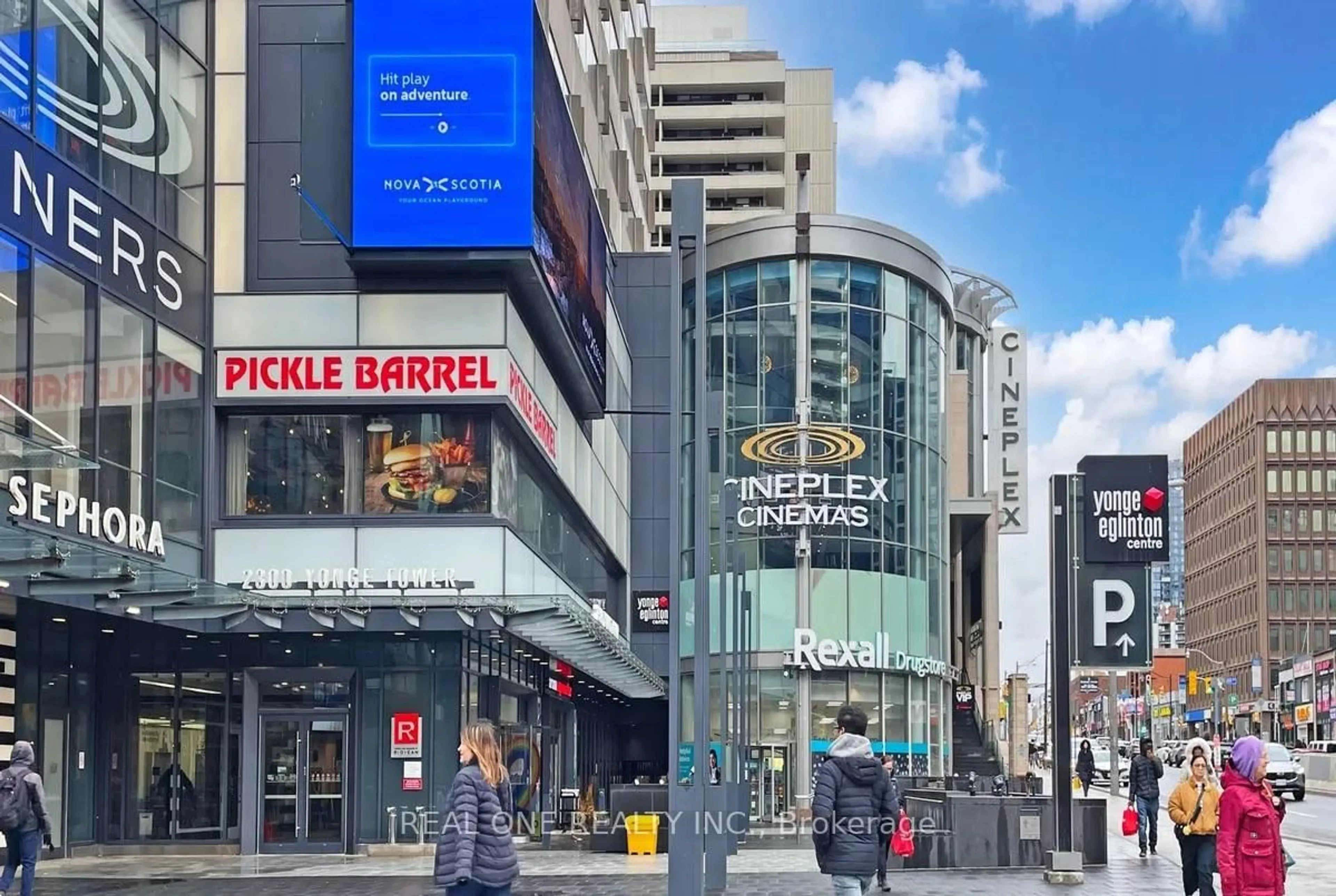 Unknown for 8 Eglinton Ave #2209, Toronto Ontario M4P 0C1
