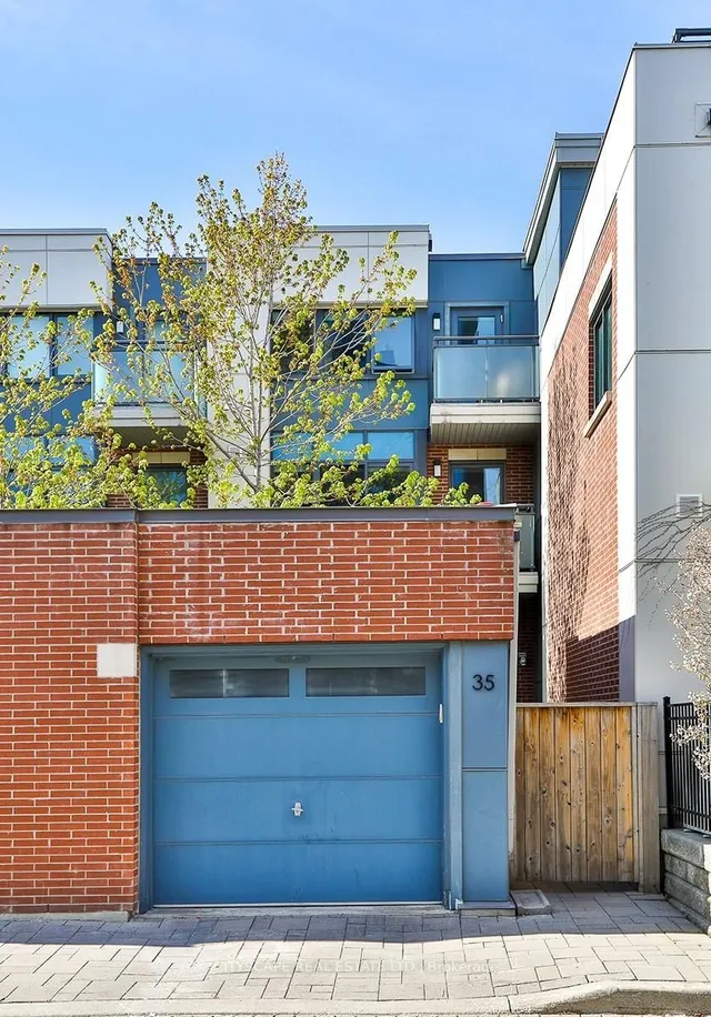 35 Oak St, Toronto 4