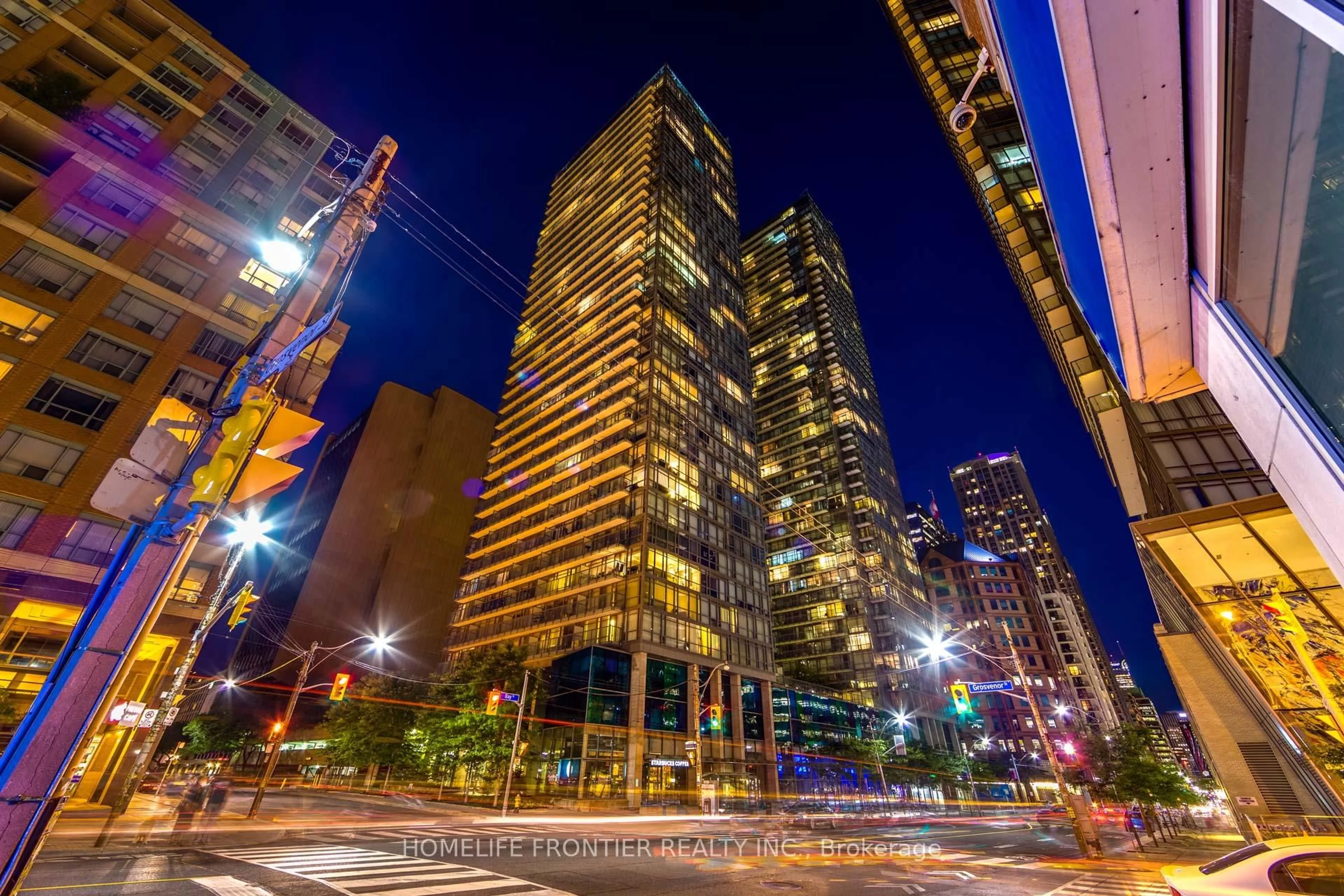 Blurry image for 37 Grosvenor St #3501, Toronto Ontario M4Y 3G5