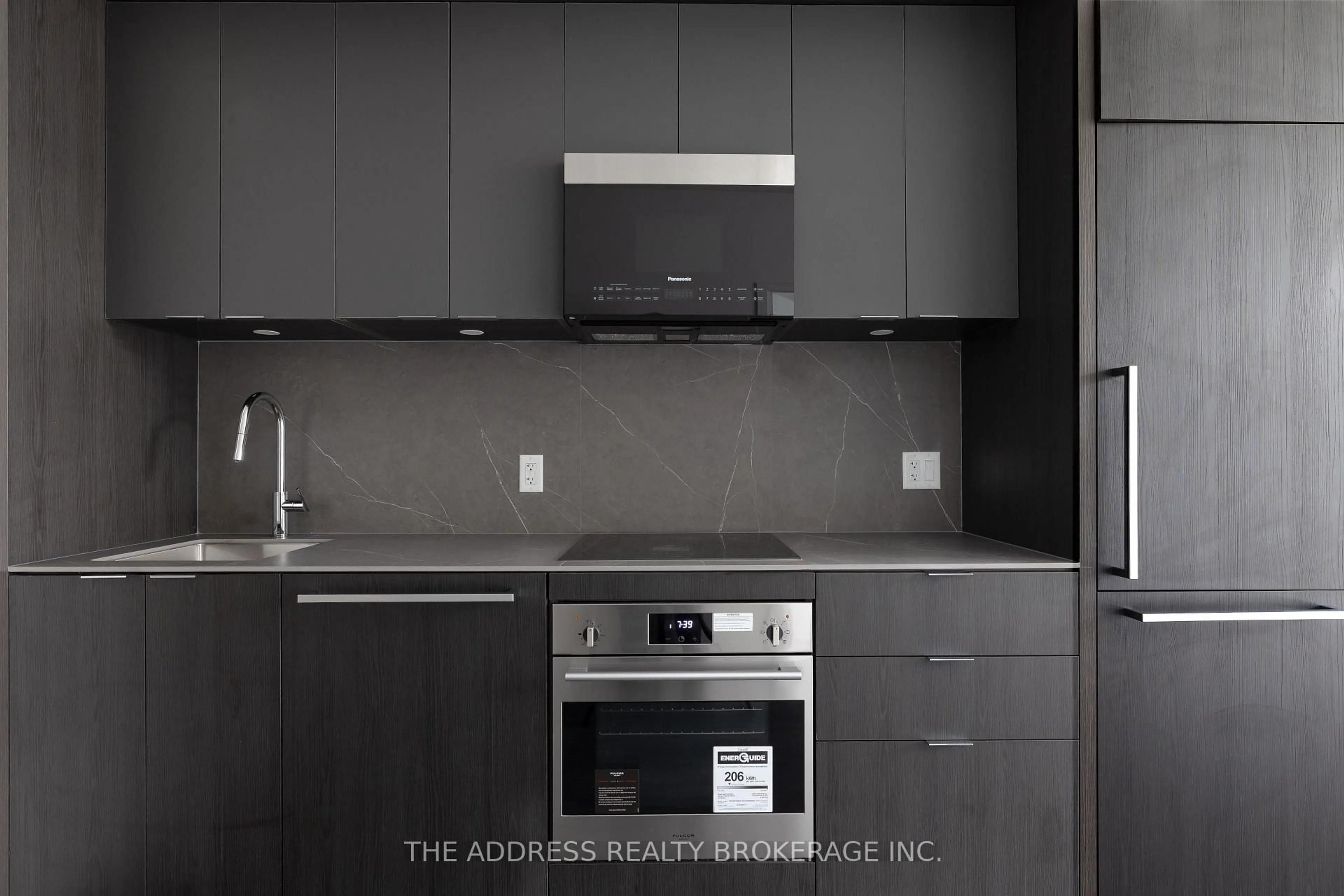 Standard kitchen, unknown for 6 Greenbriar Rd #212, Toronto Ontario M2K 0H6