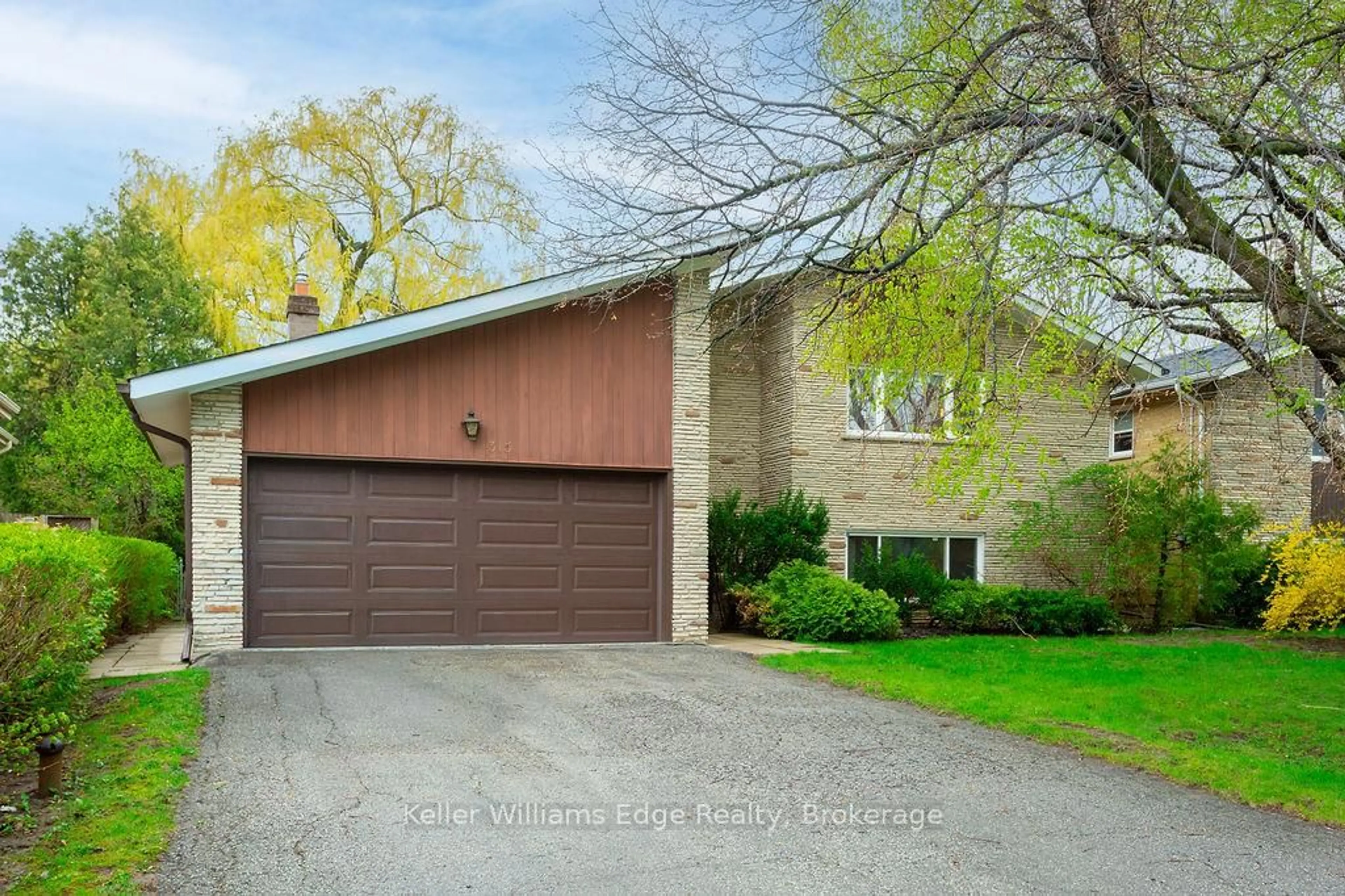 Home with brick exterior material, street for 315 Homewood Ave, Toronto Ontario M2R 2N7