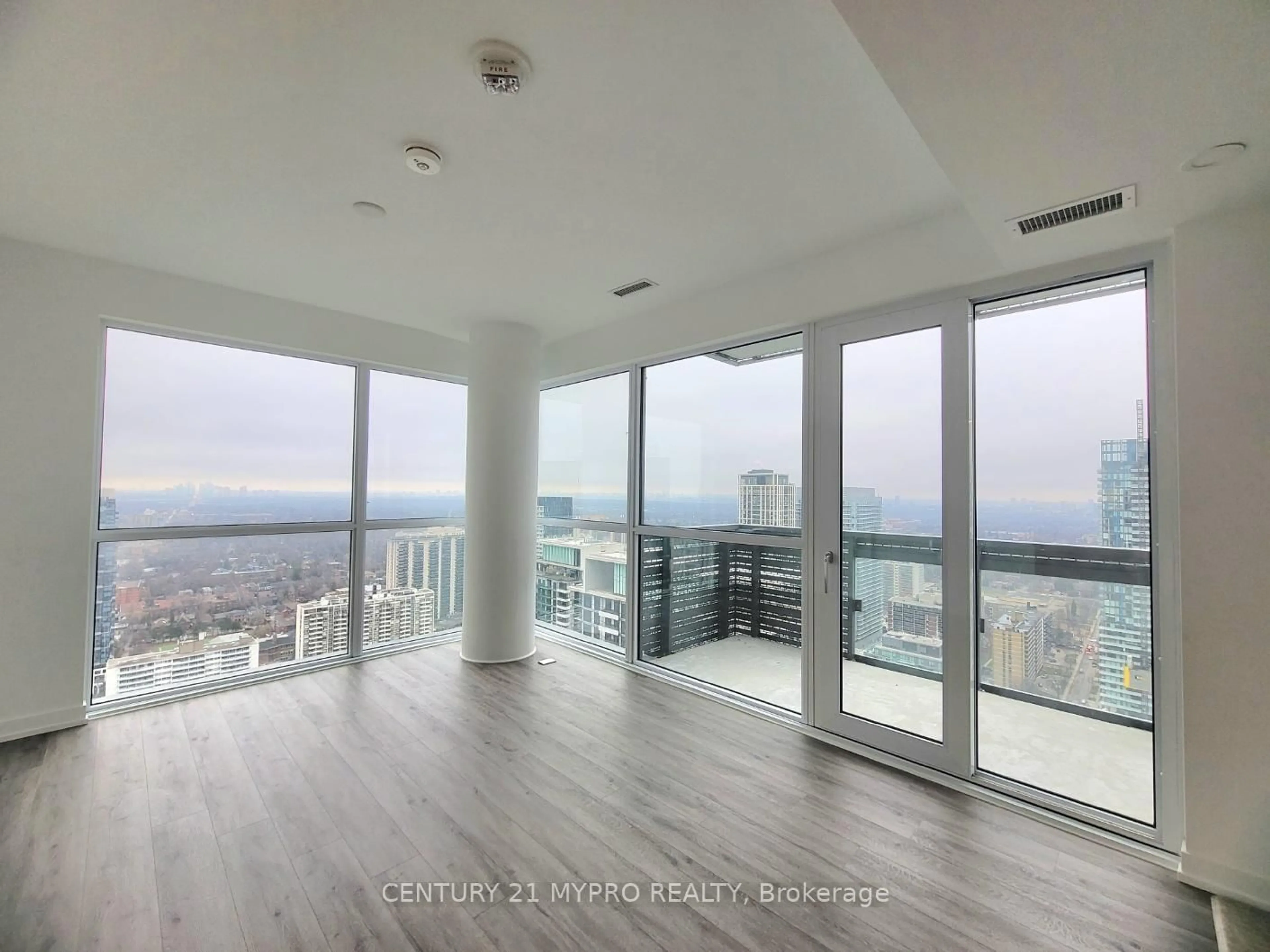 A pic of a room for 39 Roehampton Ave #3409, Toronto Ontario M4P 0G1