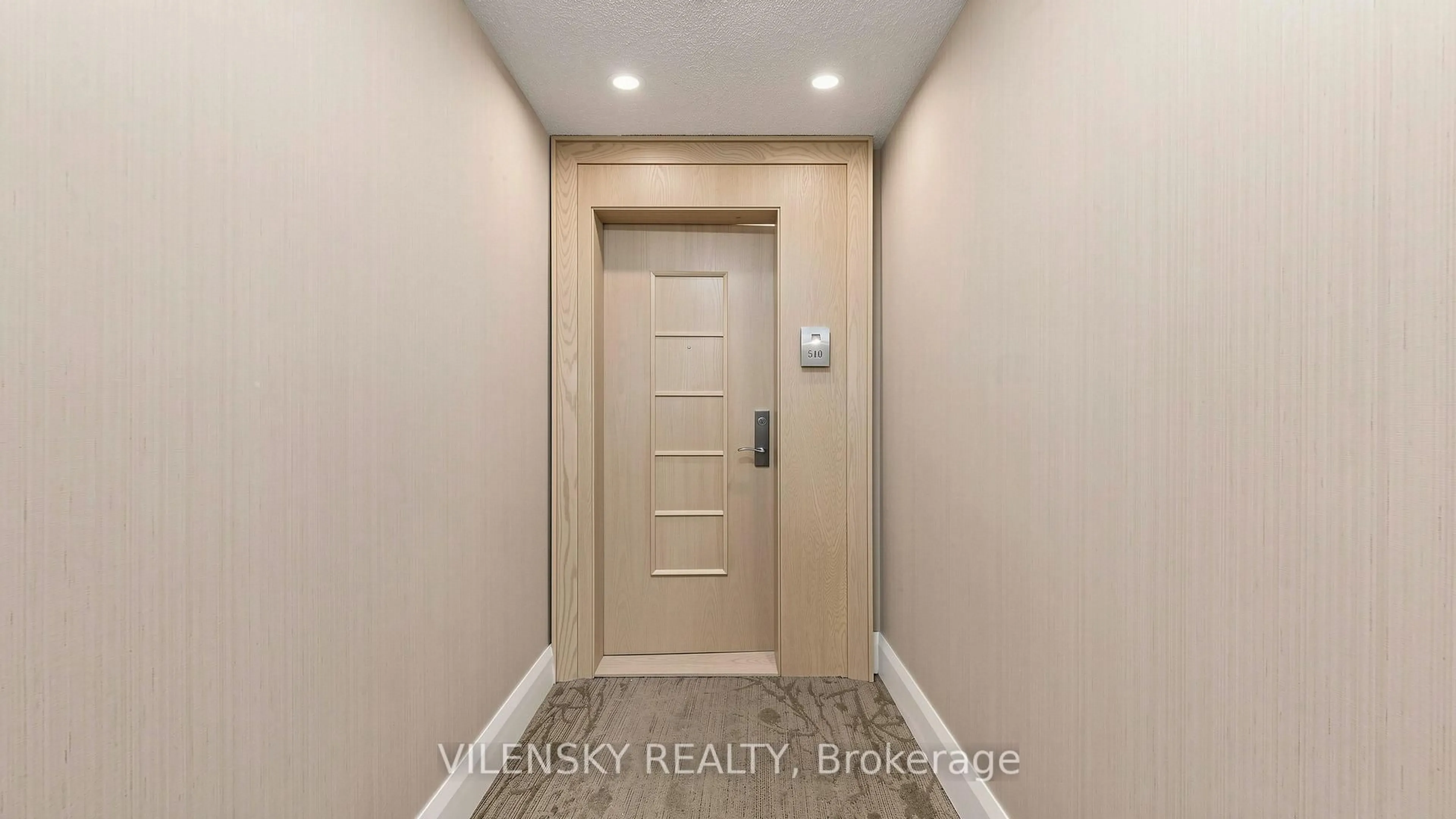 Indoor entryway for 509 Beecroft Rd #510, Toronto Ontario M2N 0A3