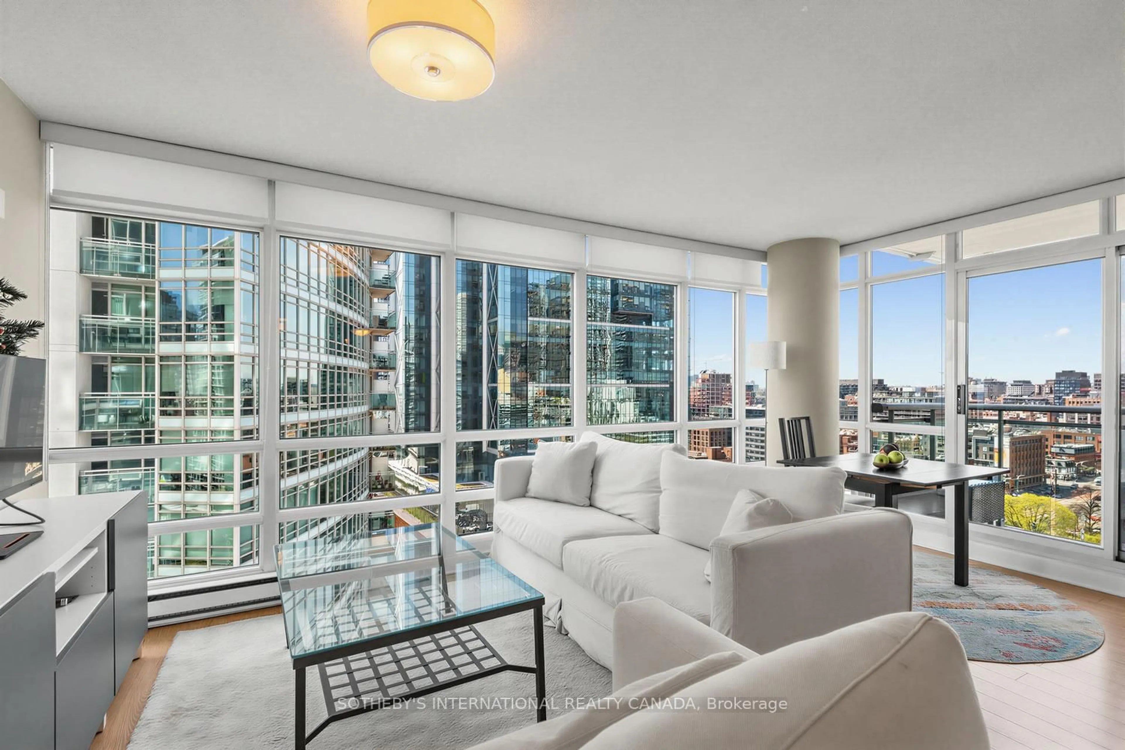 Living room with furniture, unknown for 381 Front St #2102, Toronto Ontario M5V 3R8