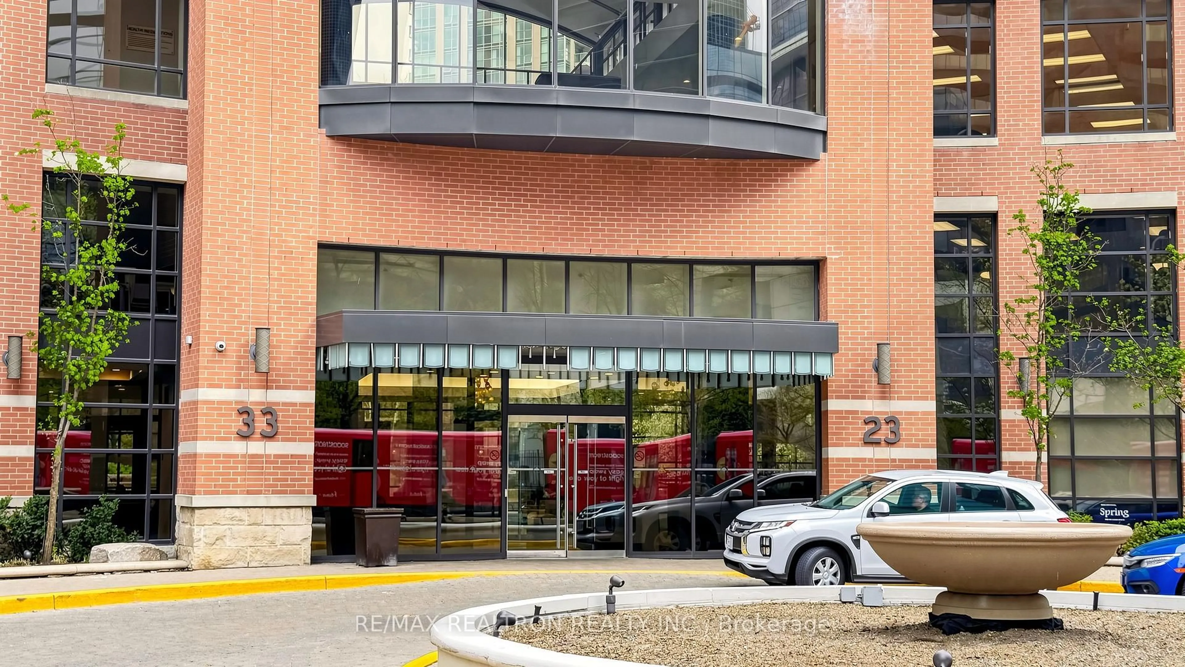 Indoor foyer for 23 Sheppard Ave #1912, Toronto Ontario M2N 0C8
