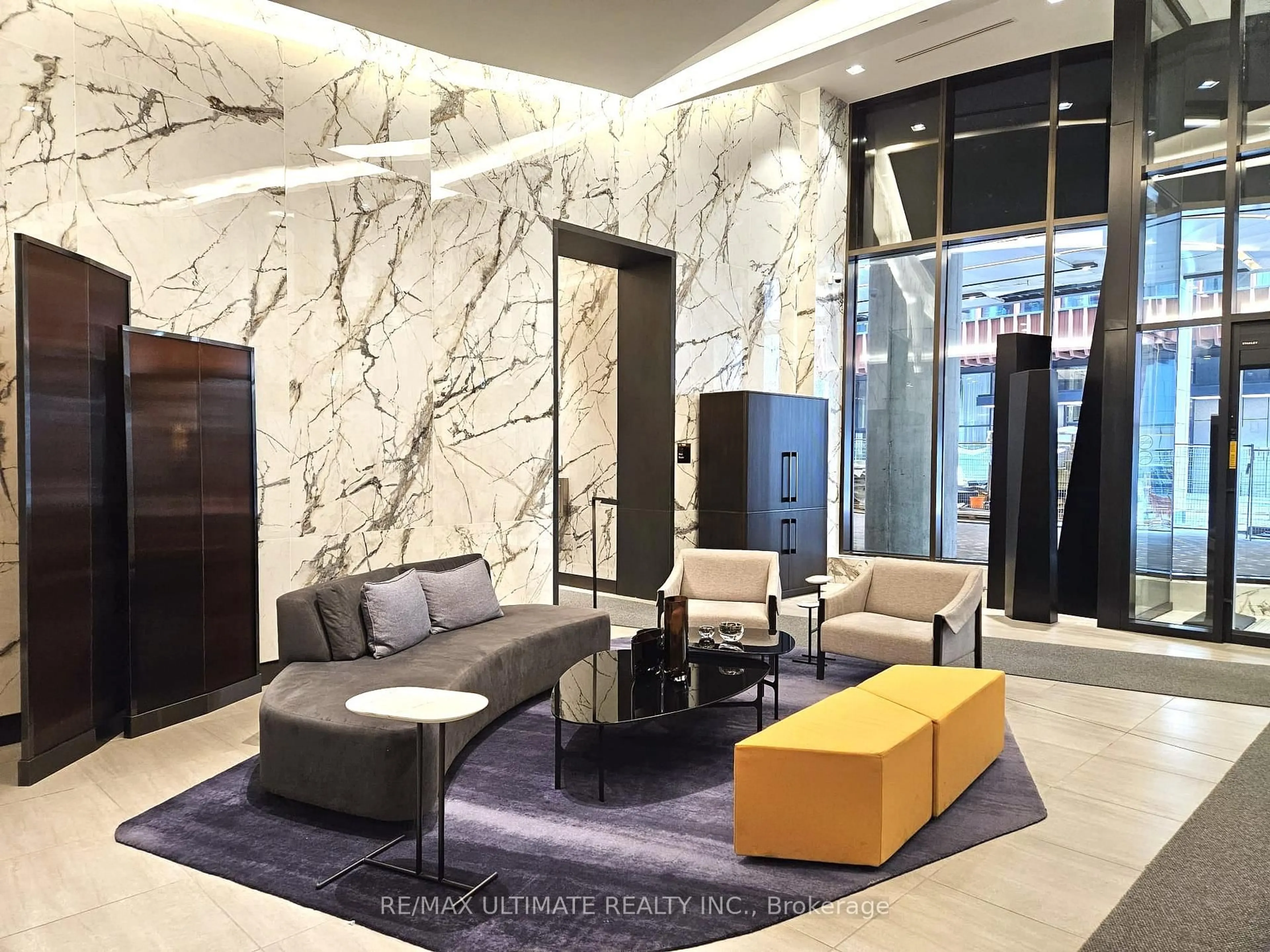 Lobby for 470 Front St #1303, Toronto Ontario M5V 0V6