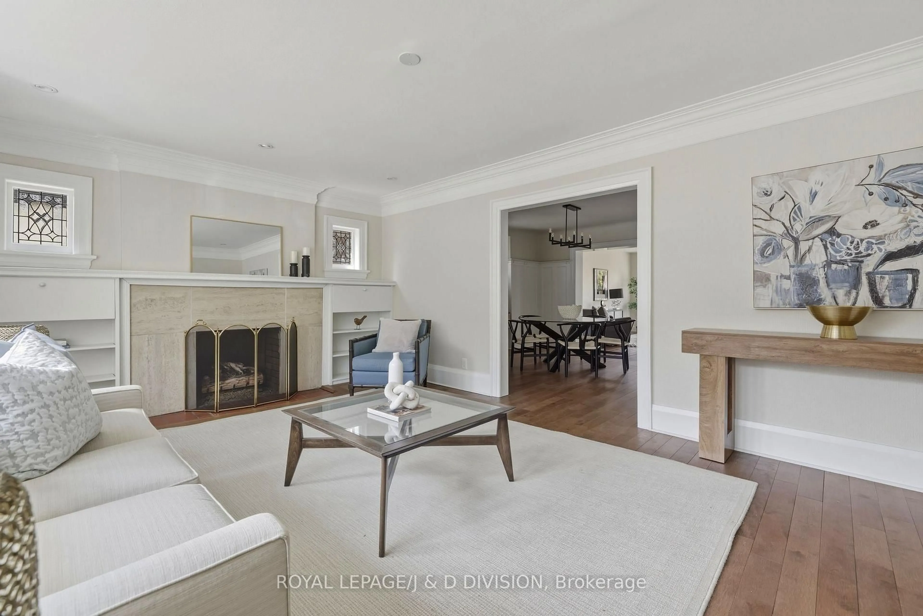 Living room with furniture, unknown for 102 Ridge Dr, Toronto Ontario M4T 1B8
