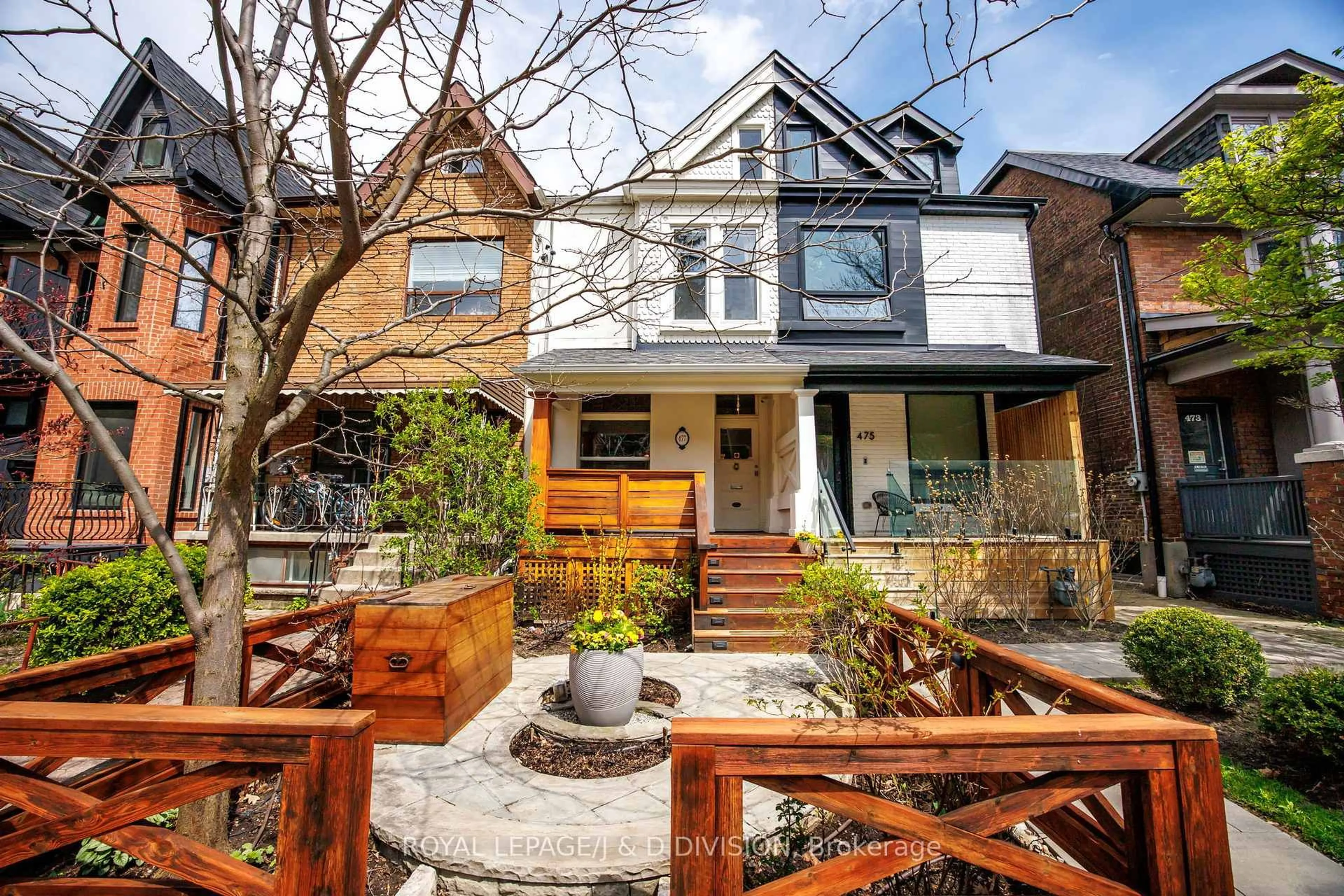 Home with brick exterior material, street for 477 Roxton Rd, Toronto Ontario M6G 3R5
