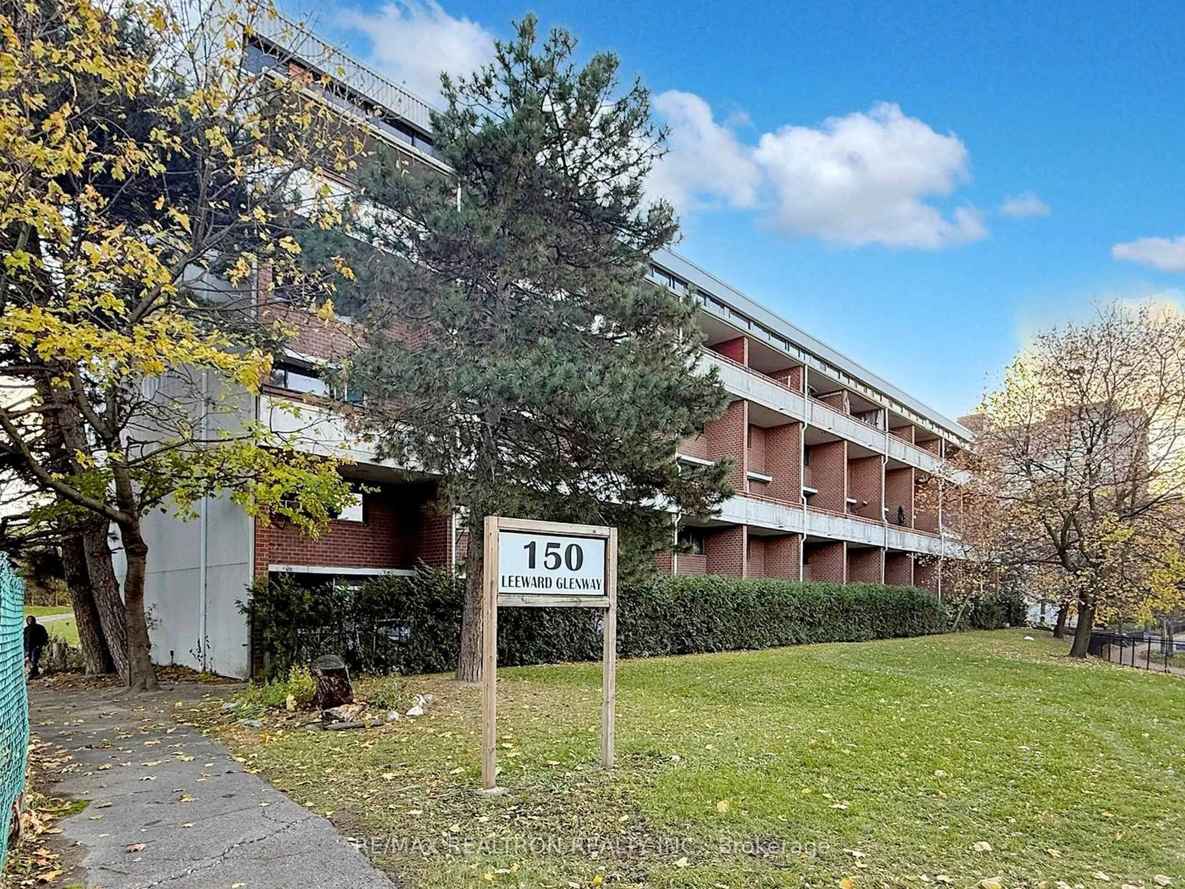 Unknown for 150 Leeward Glwy #312, Toronto Ontario M3C 2Y9