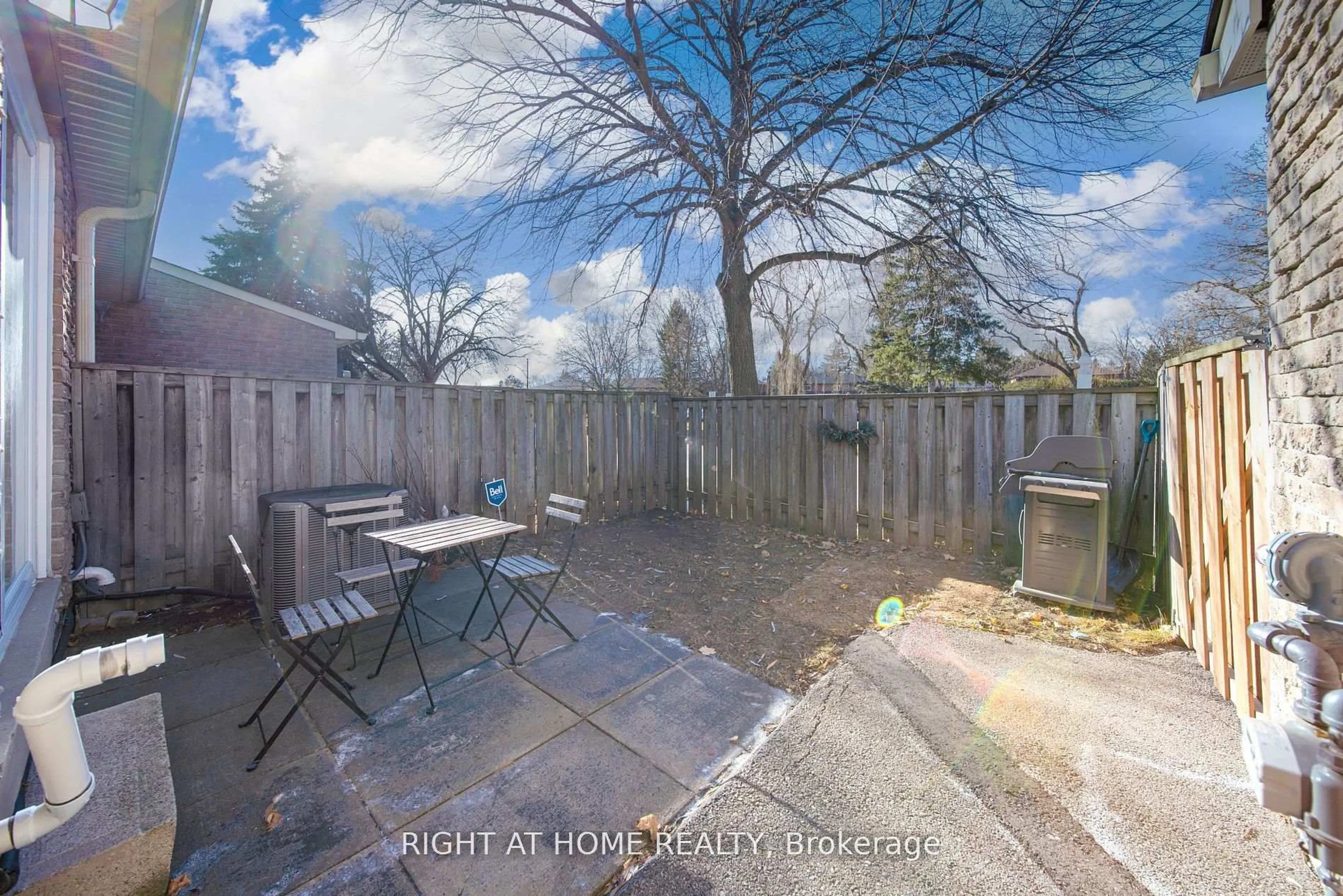 Patio, unknown for 12 Lace Fernway Way, Toronto Ontario M2J 4L9