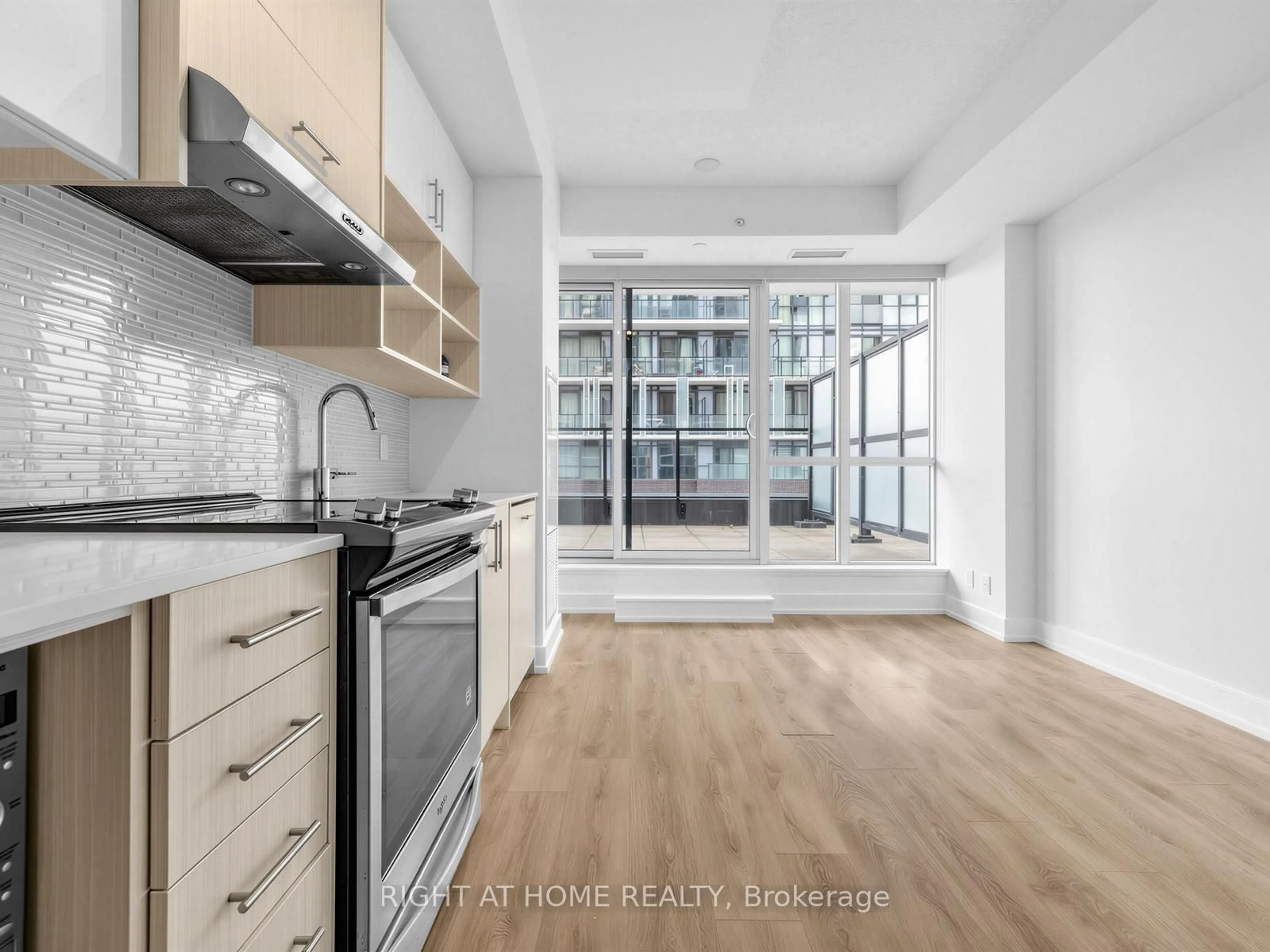 Open concept kitchen, unknown for 128 Fairview Mall Dr #509, Toronto Ontario M2J 0E8