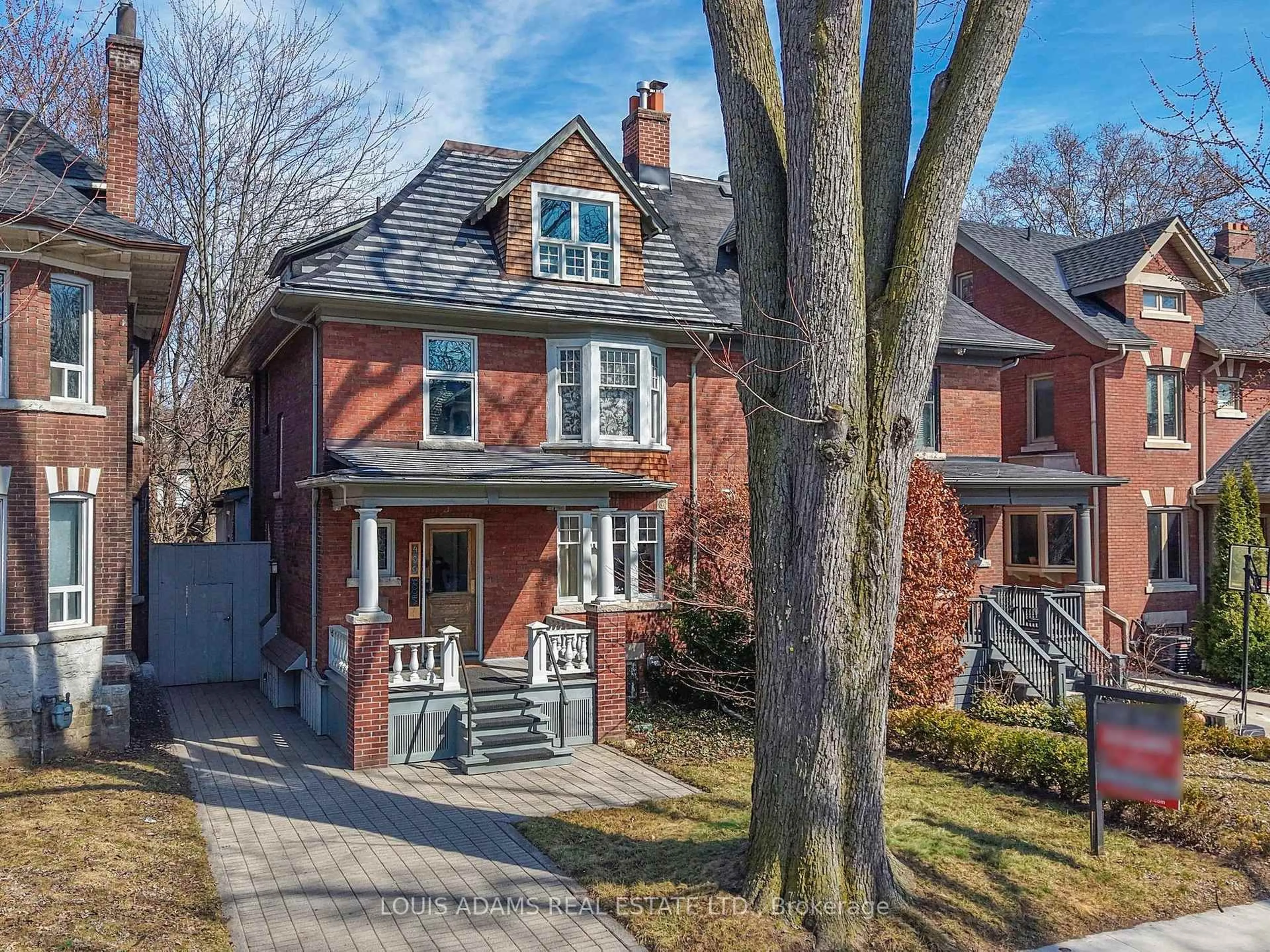 Home with brick exterior material, street for 499 Palmerston Blvd, Toronto Ontario M6G 2P2