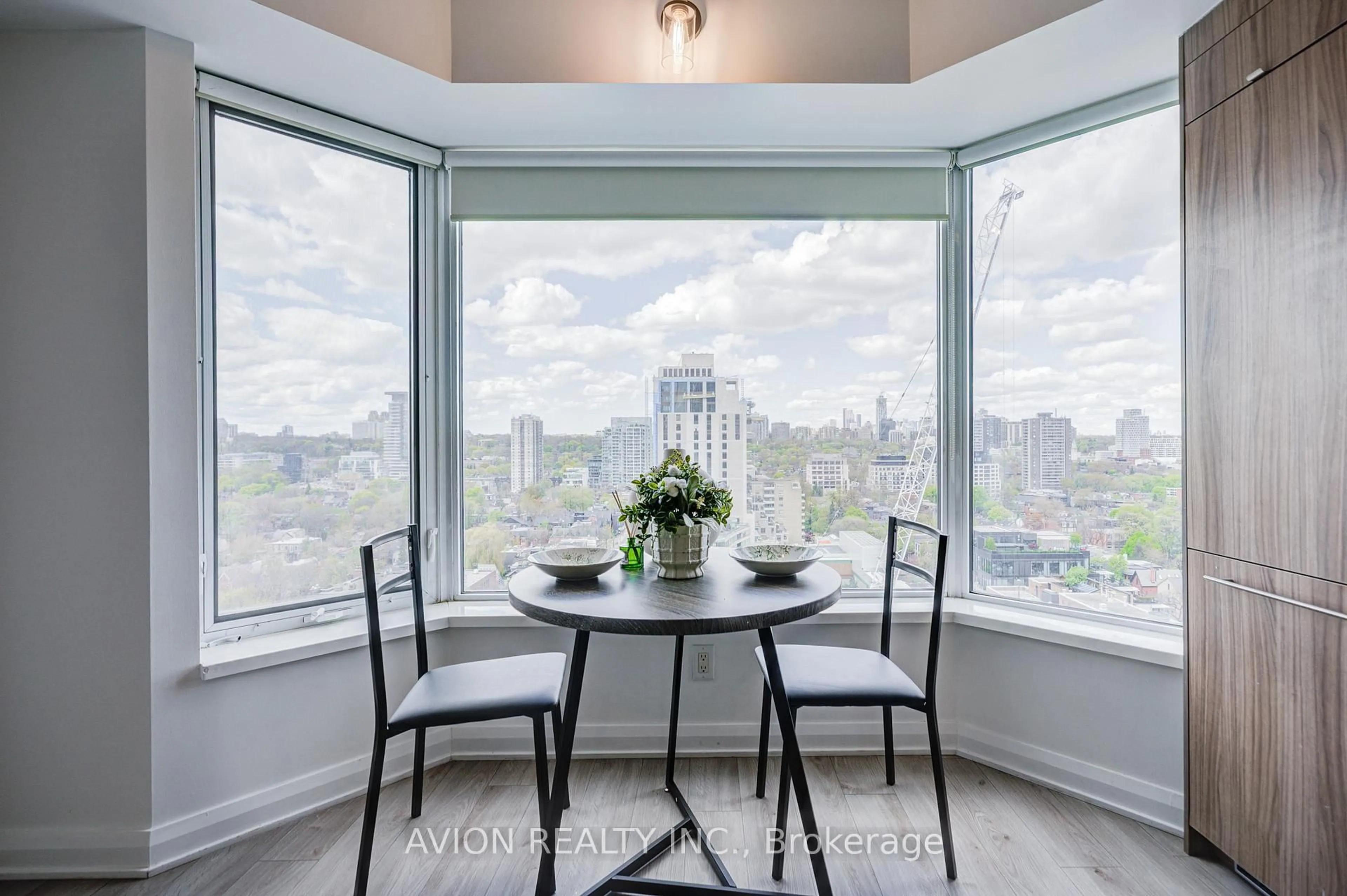 Dining room, unknown for 155 Yorkville Ave #1920, Toronto Ontario M5R 0B4