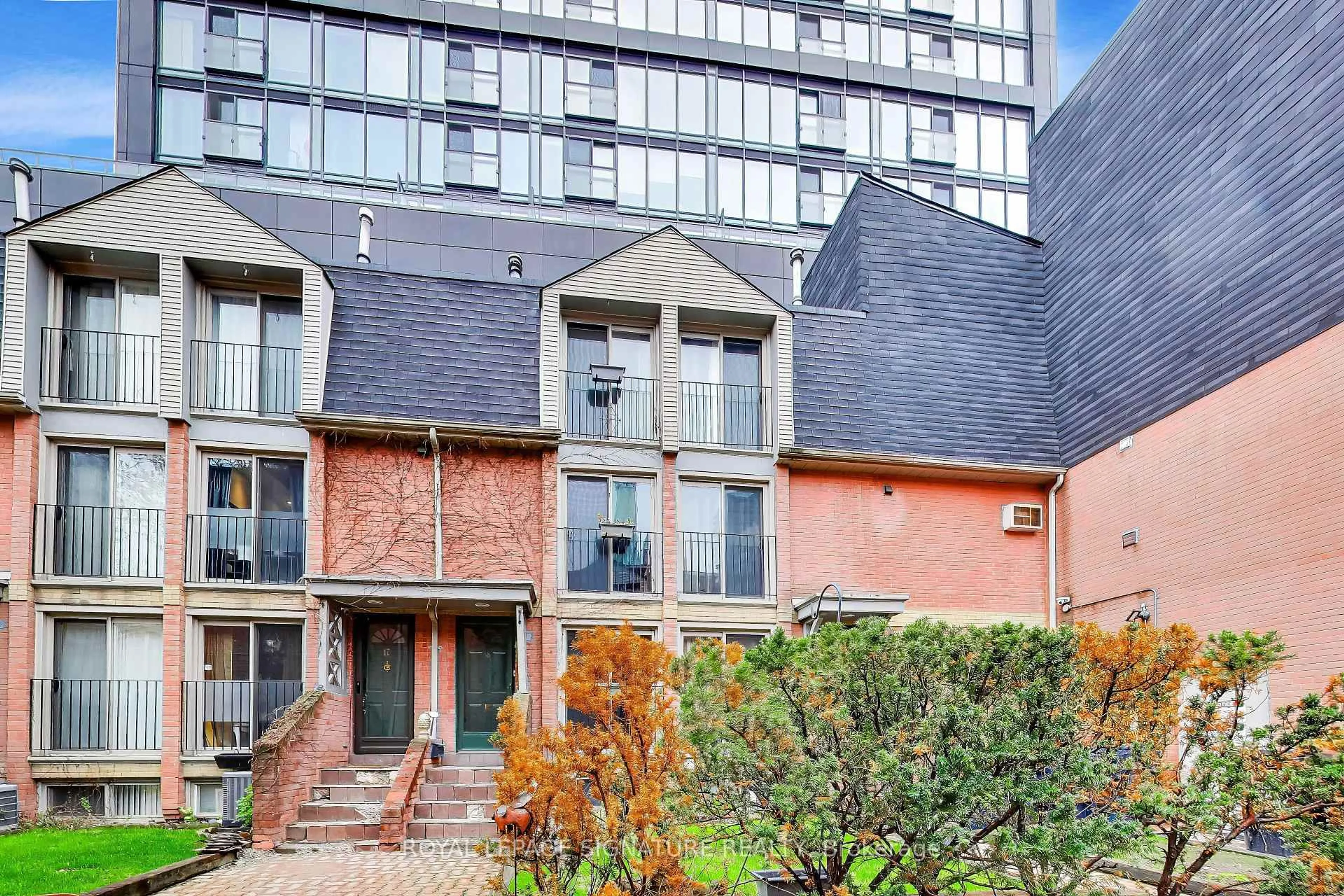Unknown for 325 Jarvis St #18, Toronto Ontario M5B 2C2