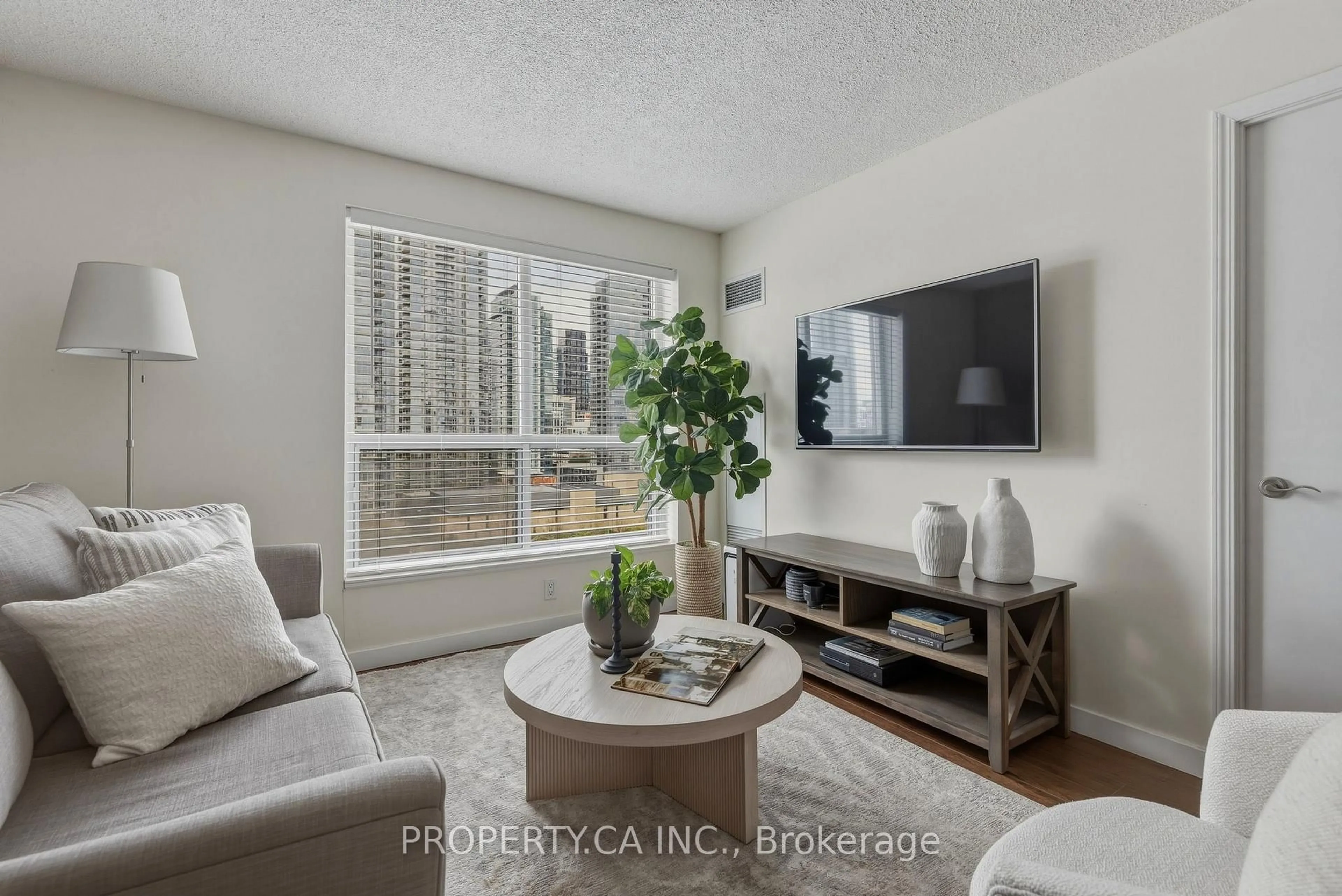 Living room with furniture, unknown for 410 Queens Quay #1105, Toronto Ontario M5V 3T1
