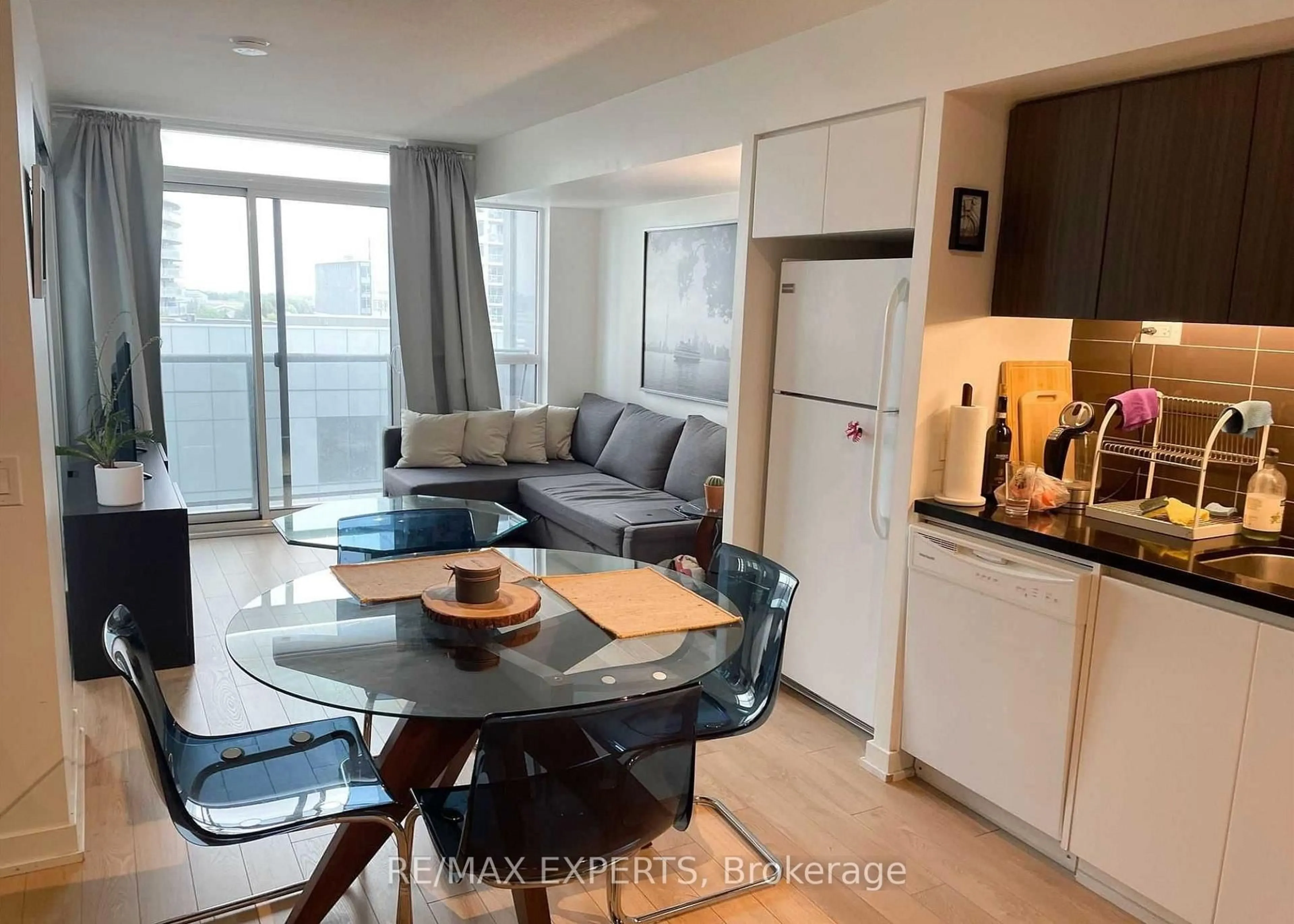 Unknown for 85 Queens Wharf Rd #805, Toronto Ontario M5V 0J9