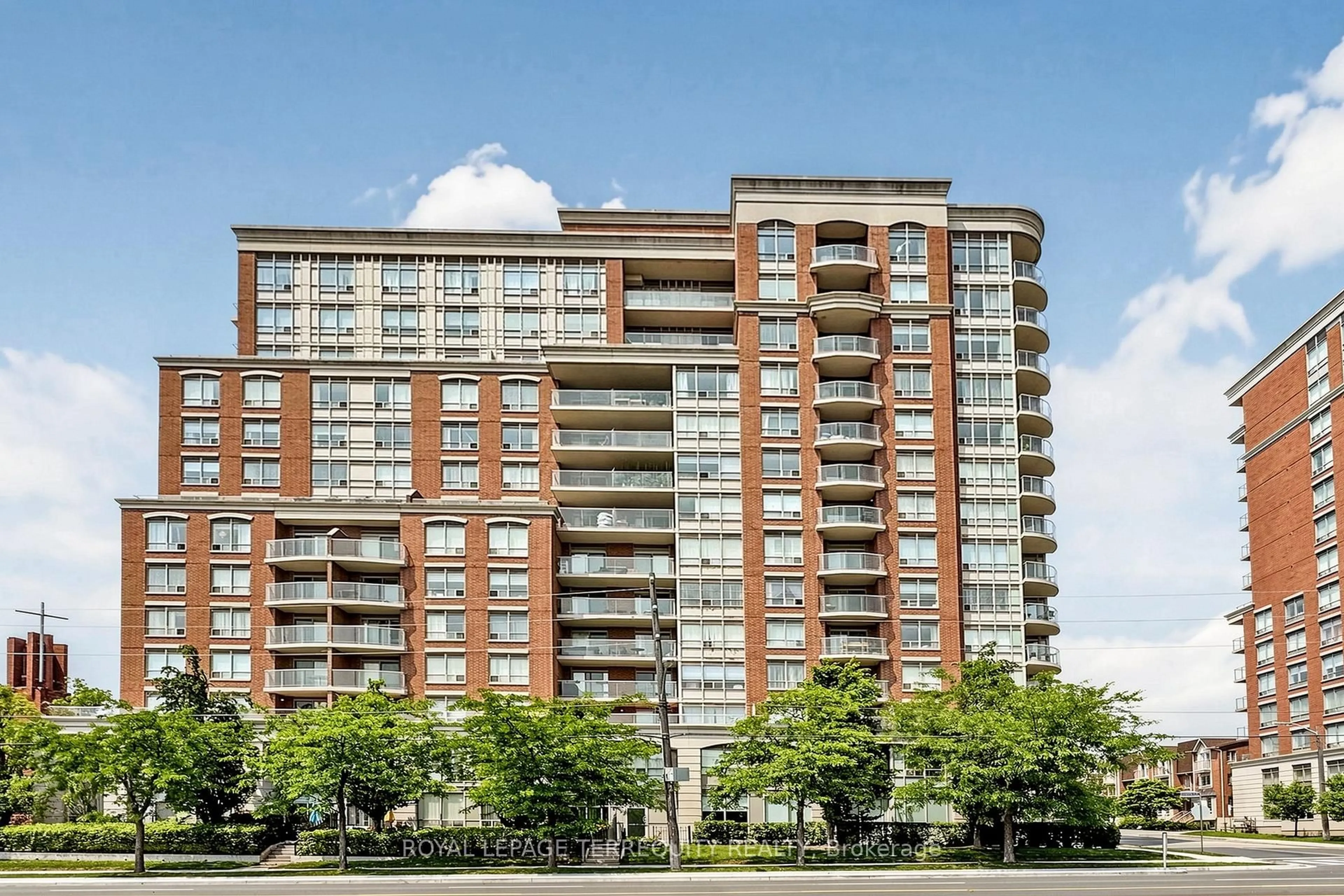 Unknown for 2 Clairtrell Rd #LPH 1, Toronto Ontario M2N 7H5