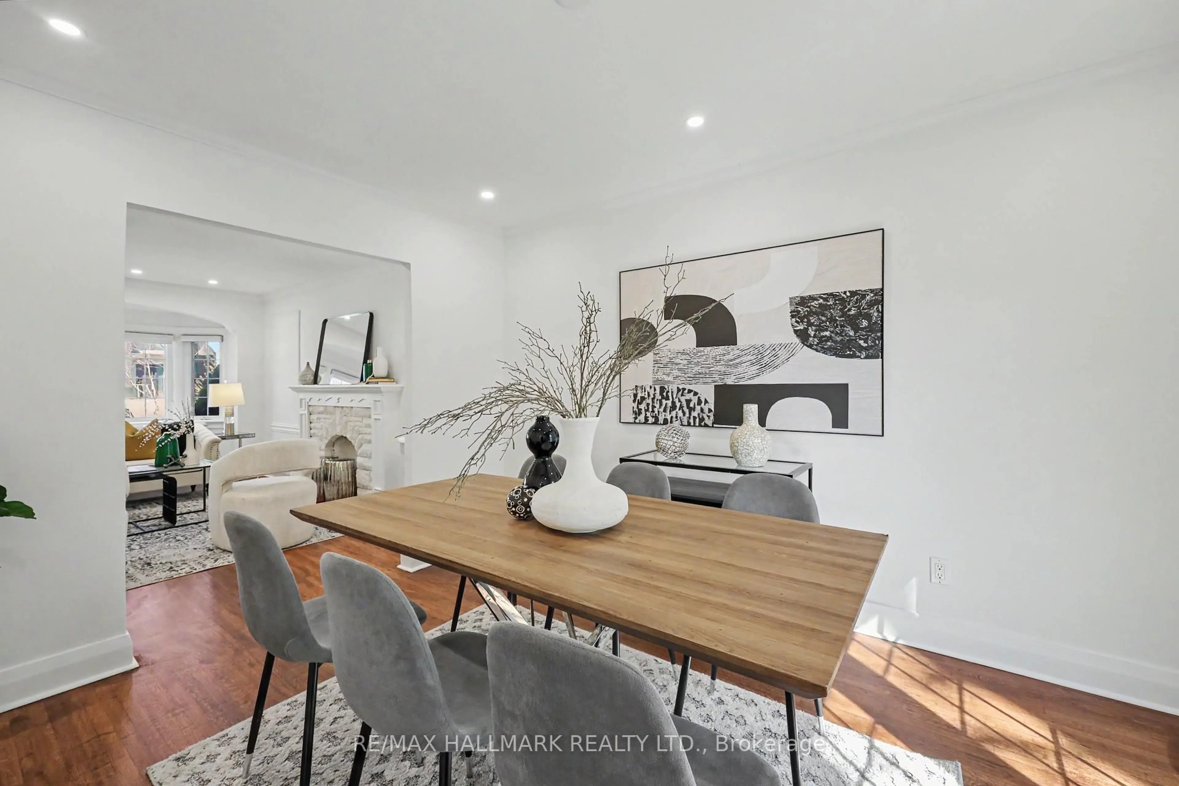 Dining room, unknown for 67 Gilgorm Rd, Toronto Ontario M5N 2M4