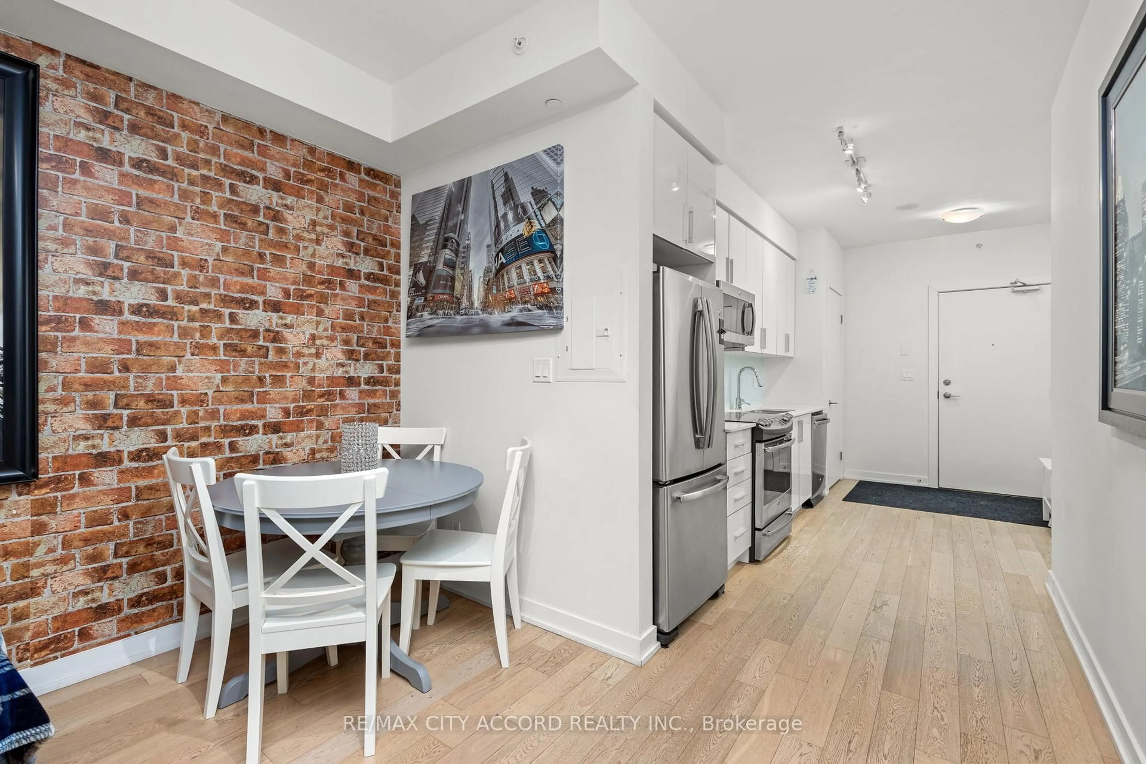 Unknown for 20 Bruyeres Mews #311, Toronto Ontario M5V 0G8