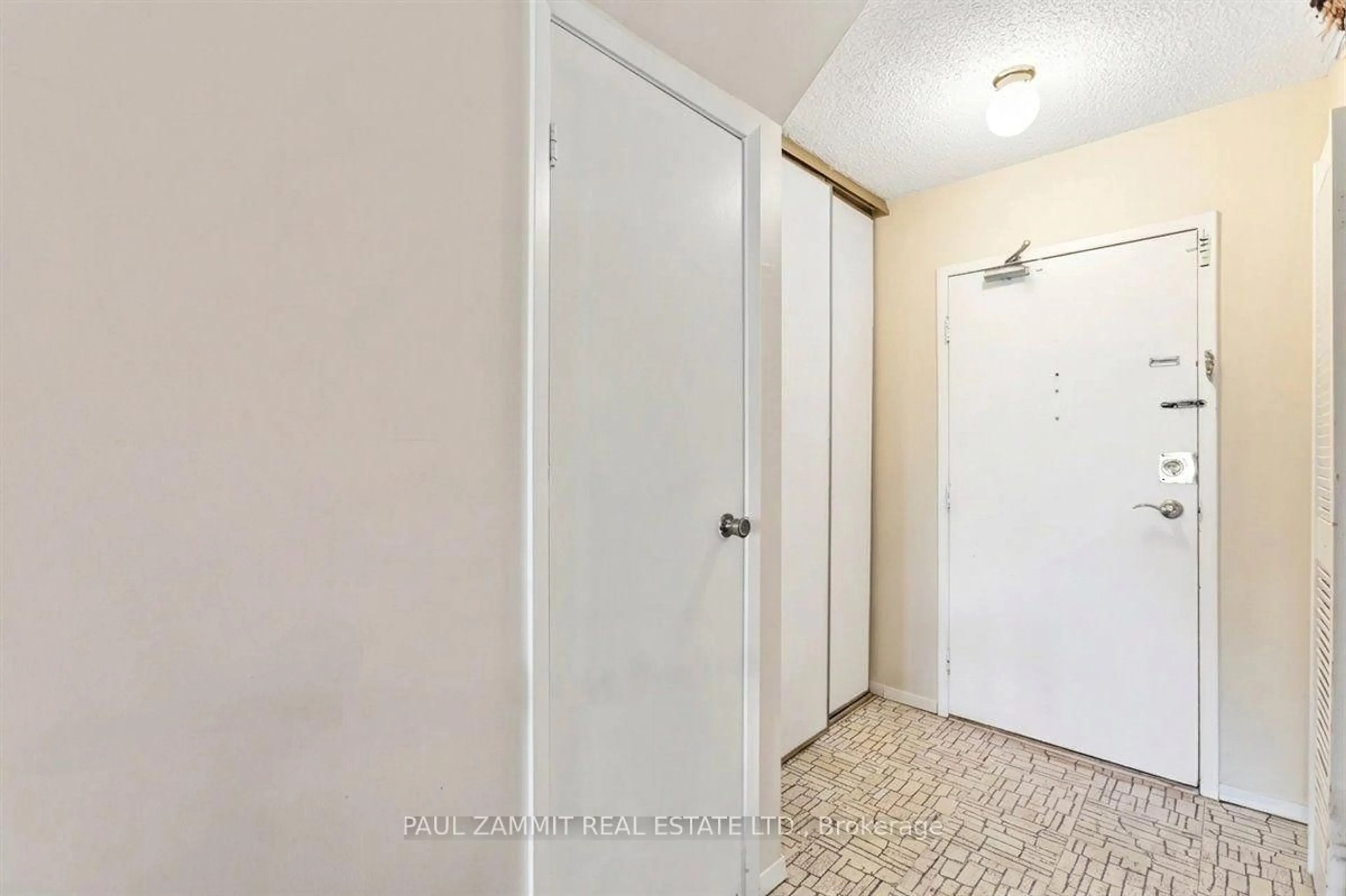 Unknown for 4001 Don Mills Rd #132, Toronto Ontario M2H 3J8