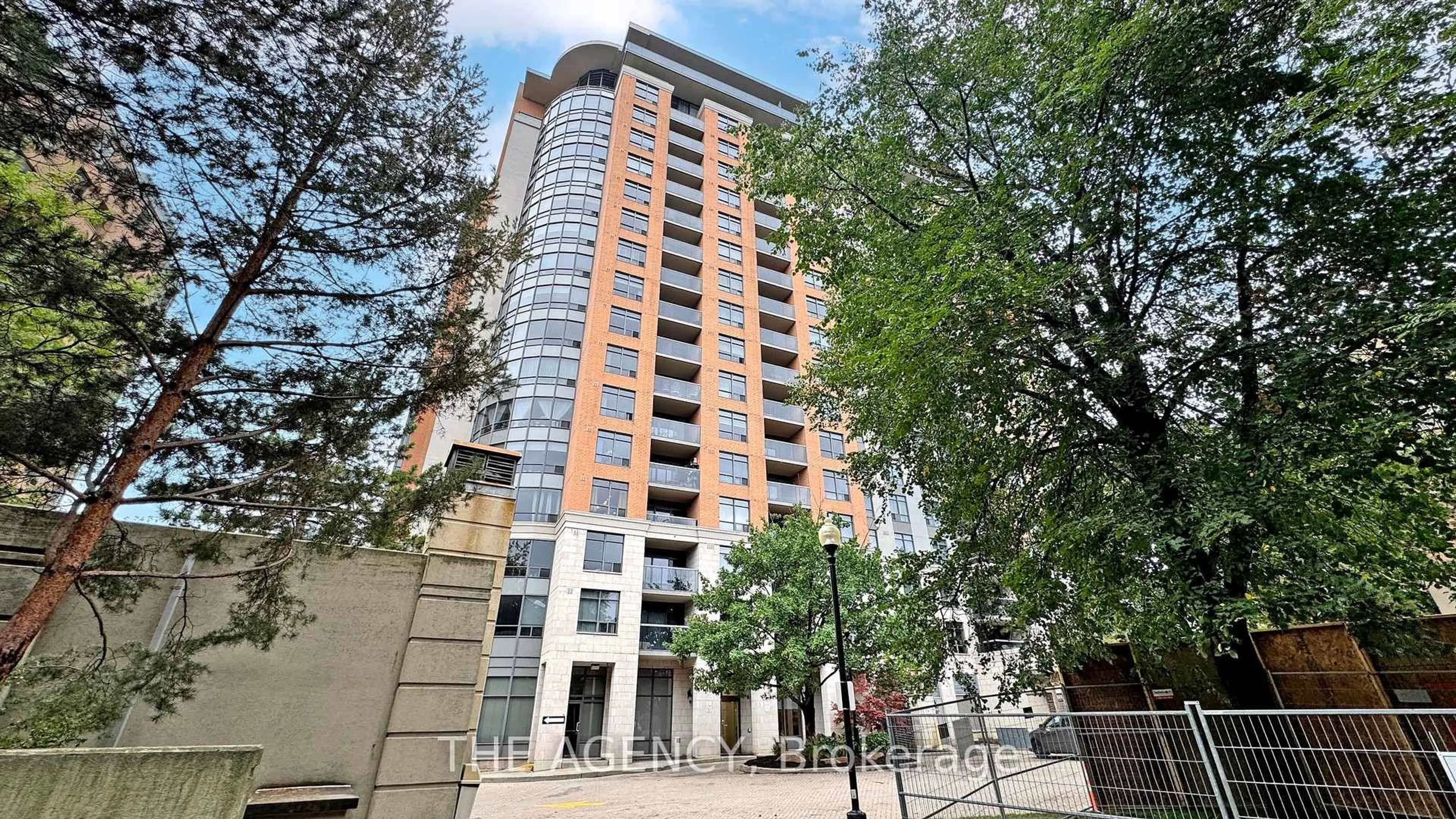 Unknown for 880 Grandview Way #1402, Toronto Ontario M2N 7B2